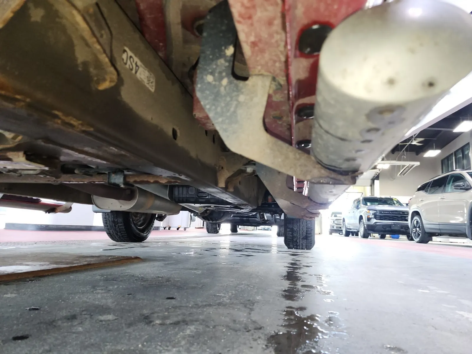 Undercarriage - Driver Photo