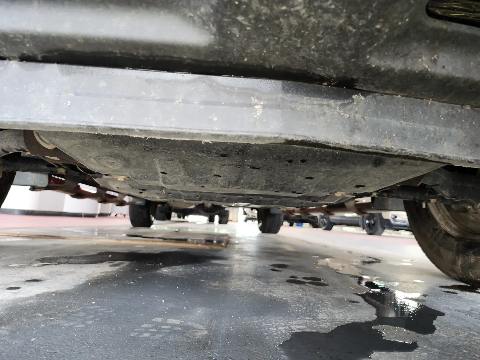 Undercarriage - Front Photo