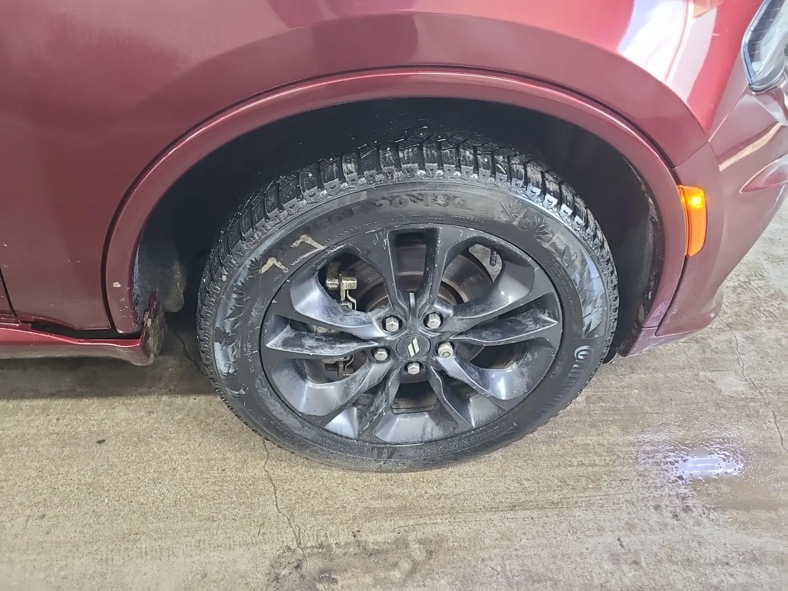 Right Front Wheel/Tire Photo