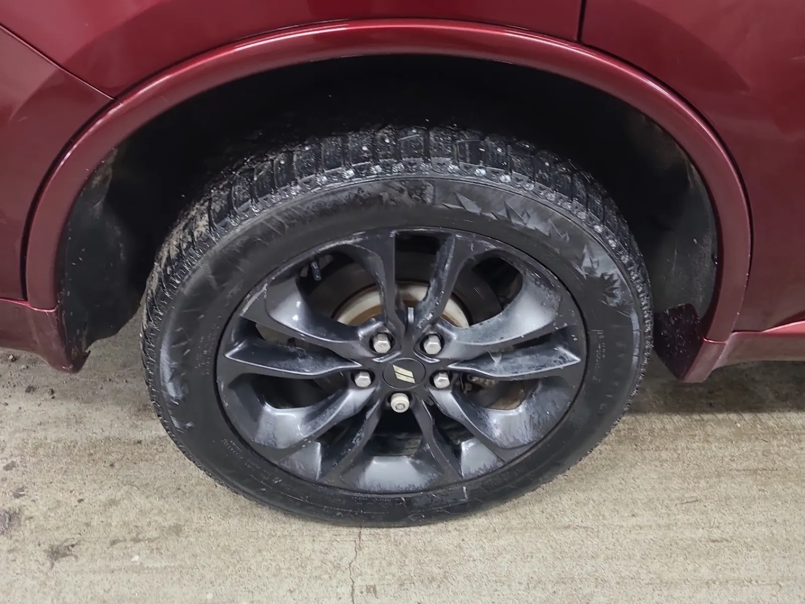Right Rear Wheel/Tire Photo