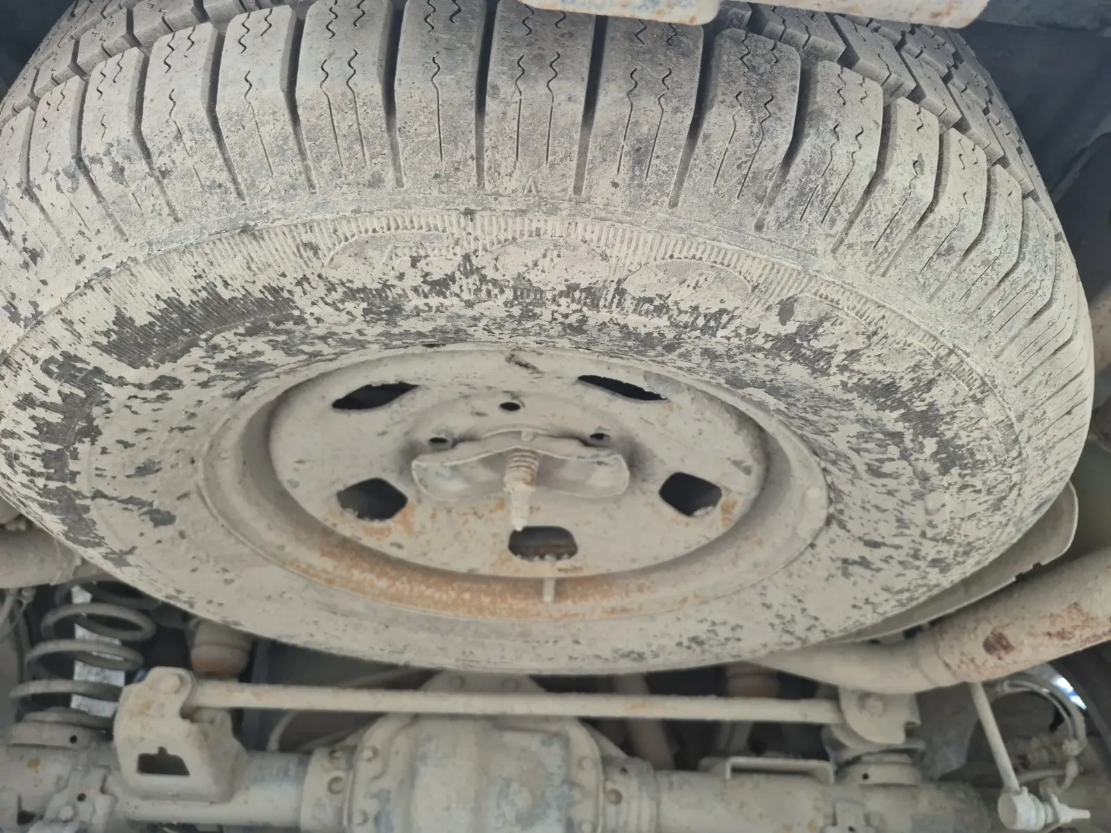 Spare Tire & Wheel Photo