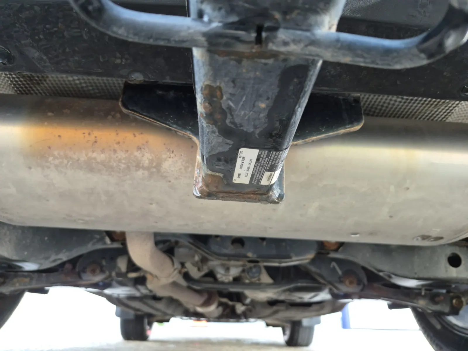 Undercarriage - Rear Photo