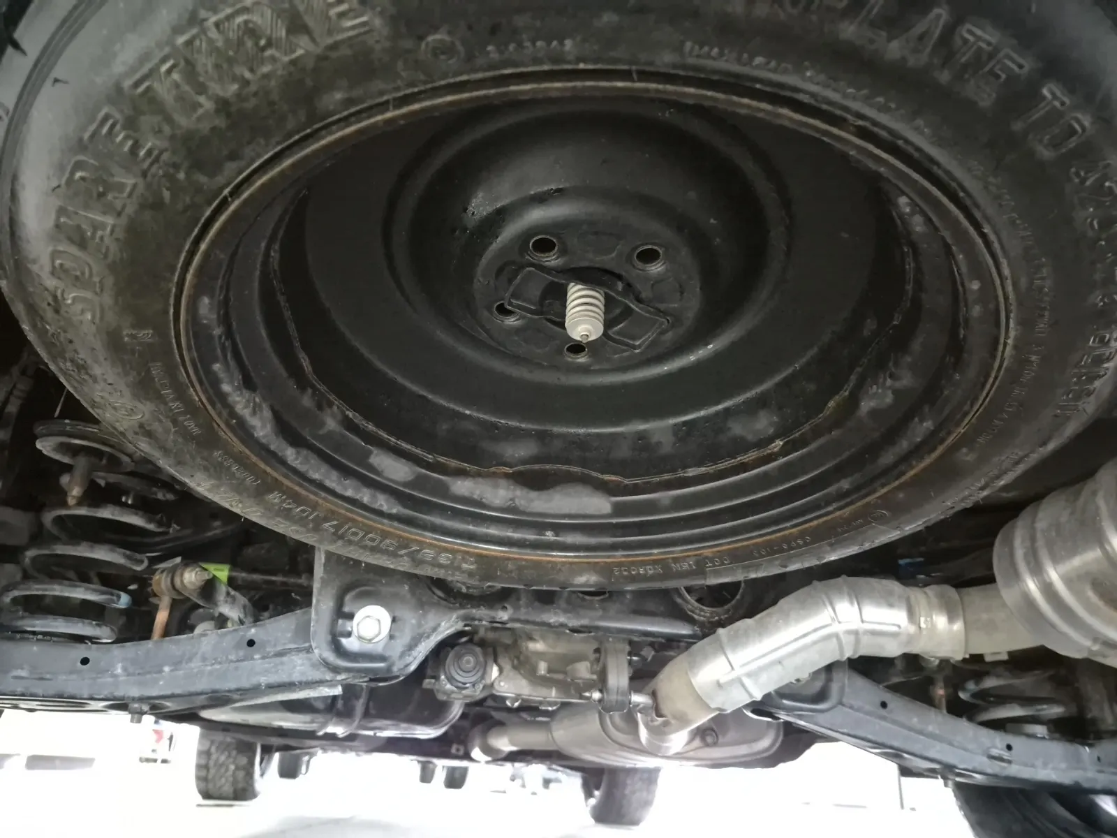Spare Tire & Wheel Photo