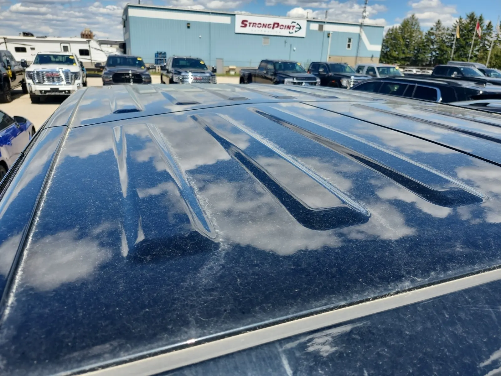 Exterior Roof Photo