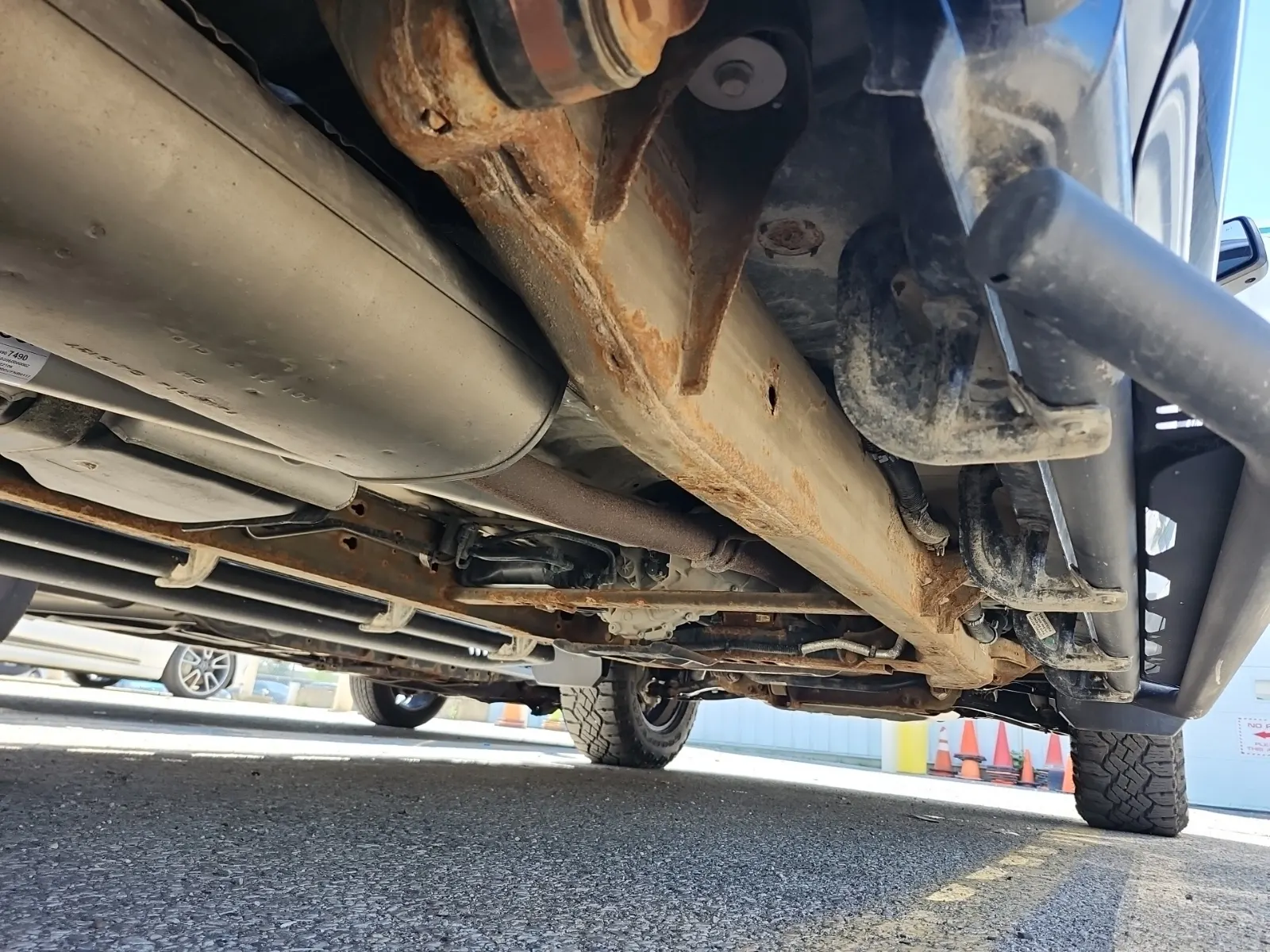 Undercarriage - Passenger Photo
