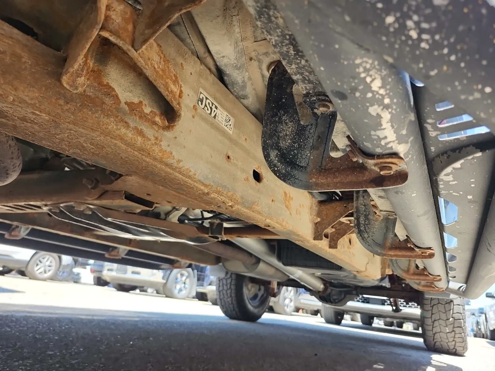 Undercarriage - Driver Photo