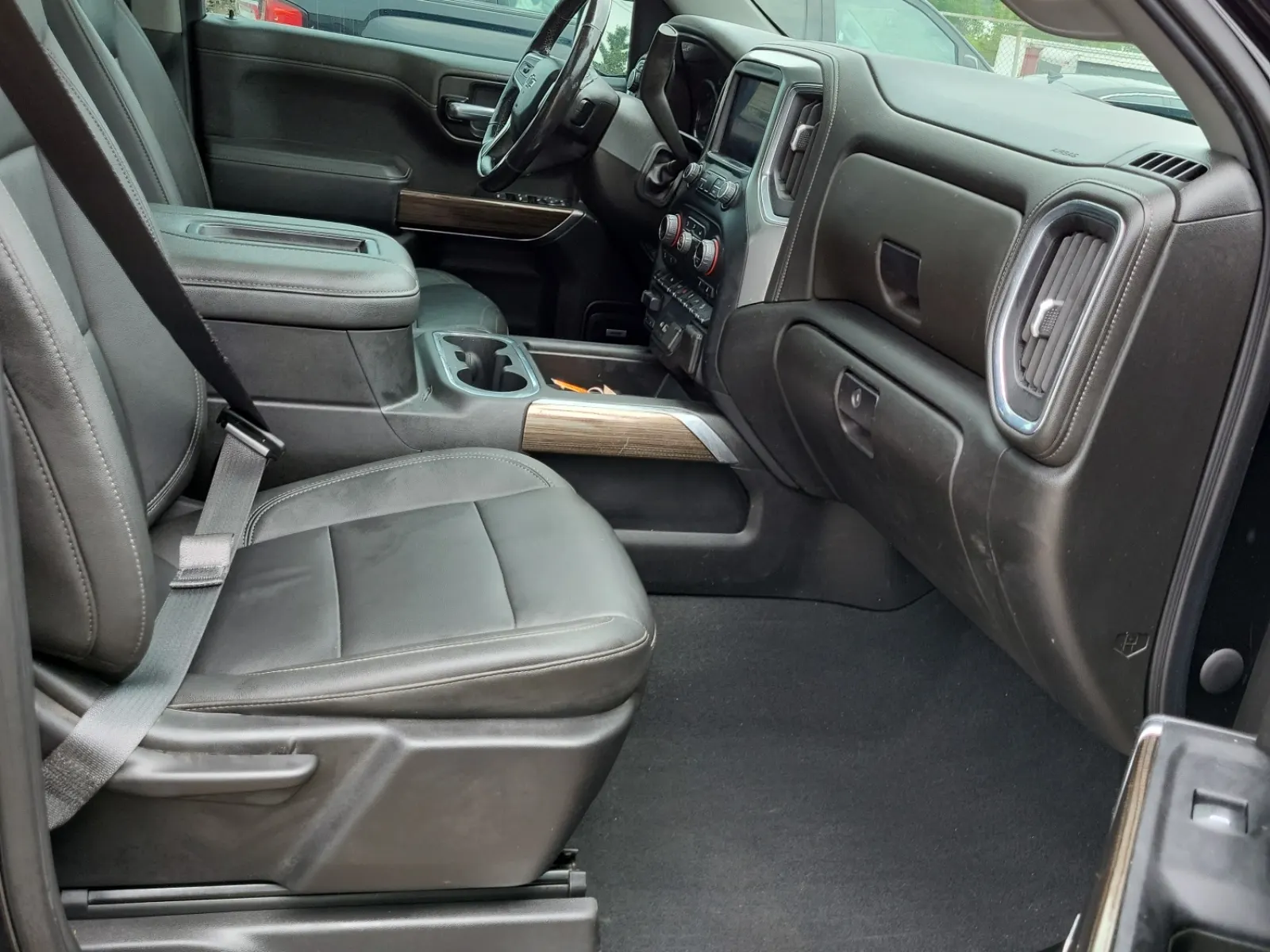 Right Side Interior Photo