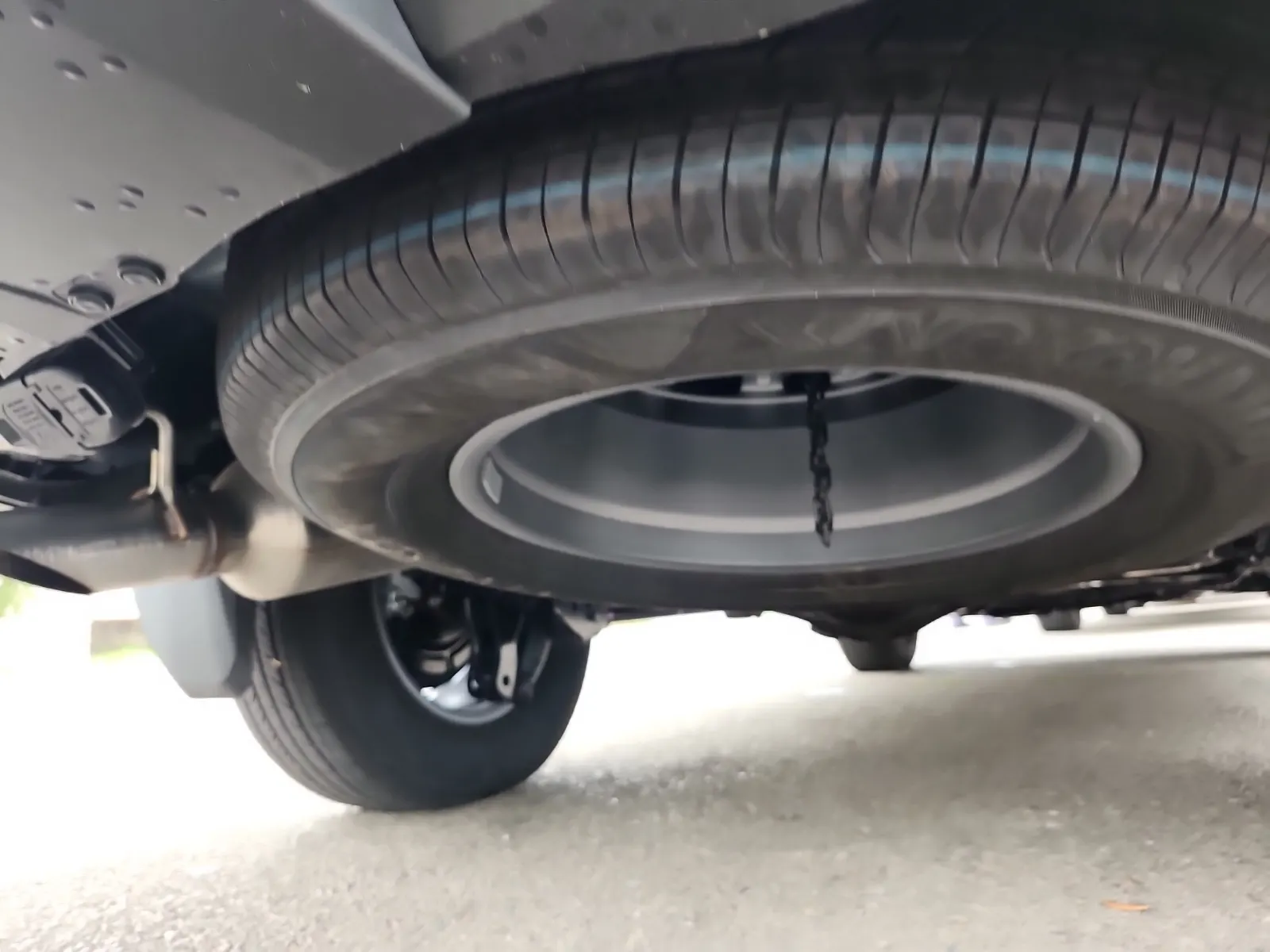 Spare Tire & Wheel Photo