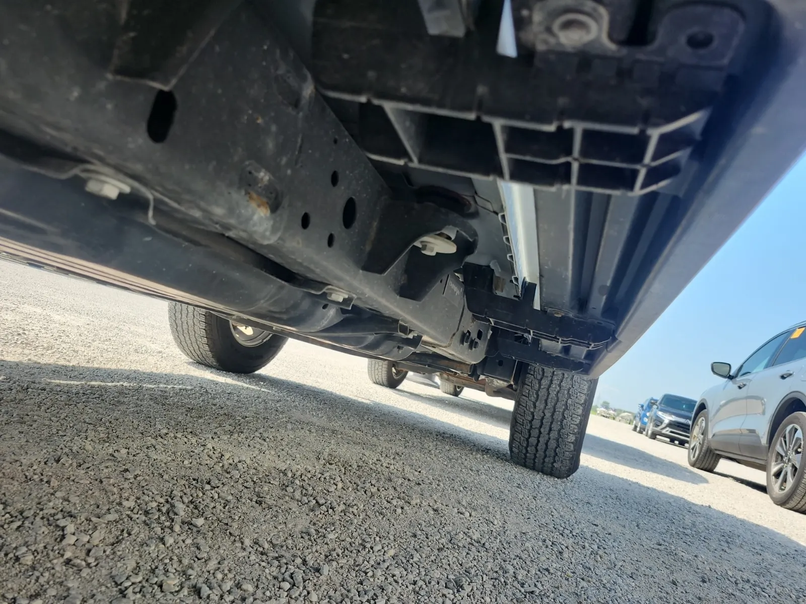 Undercarriage - Passenger Photo
