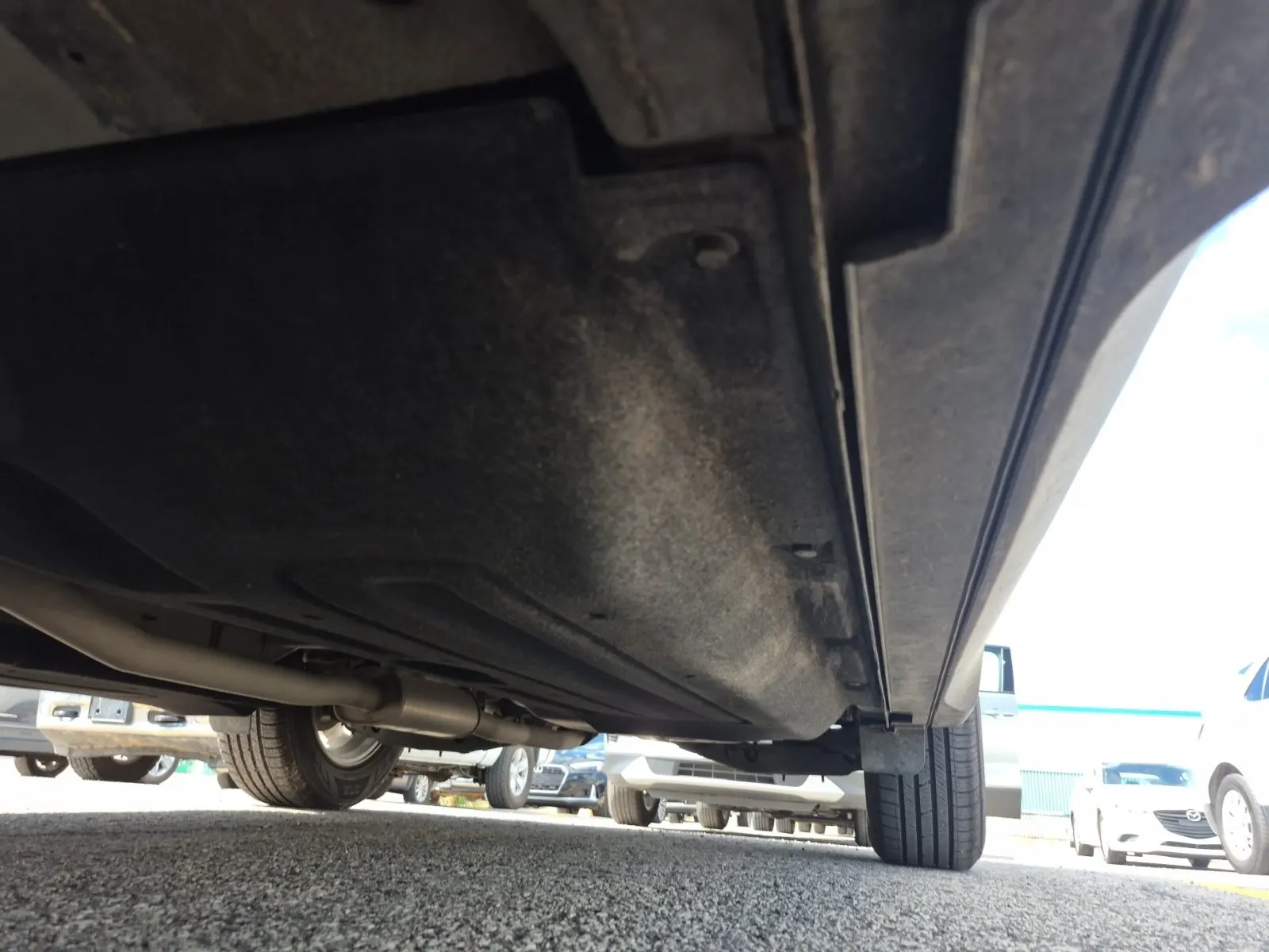 Undercarriage - Driver Photo