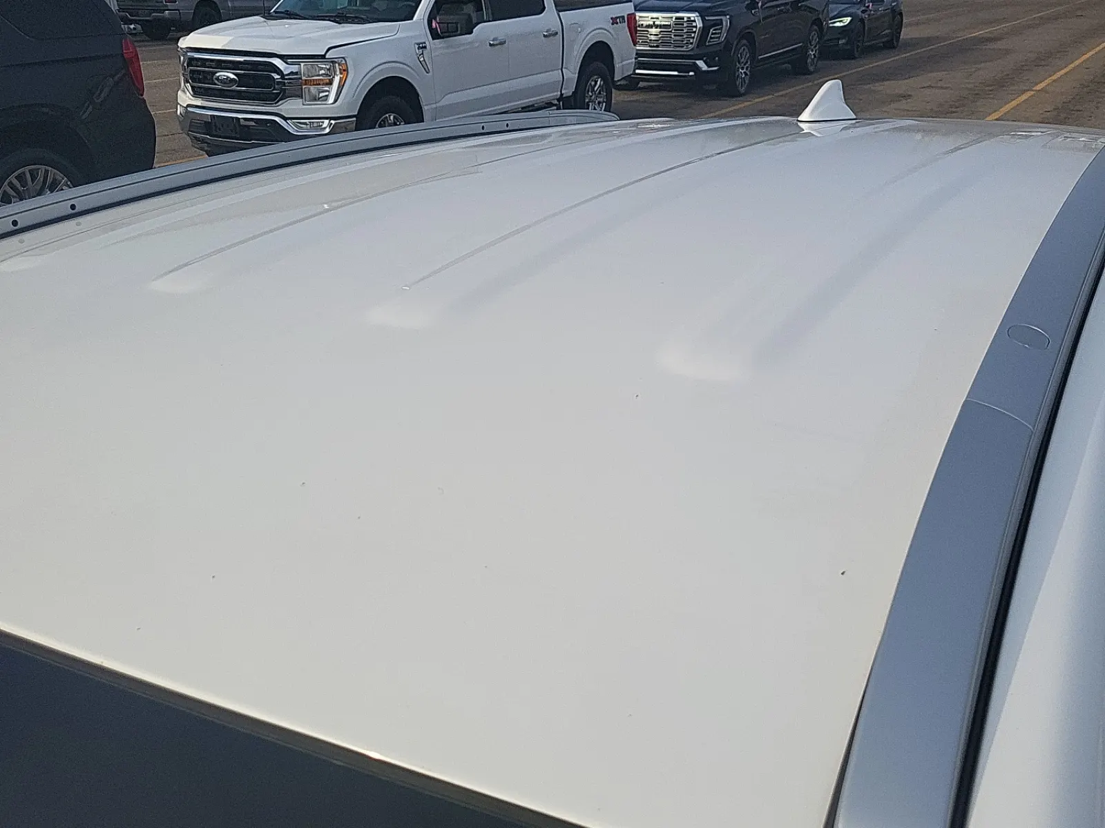 Exterior Roof Photo