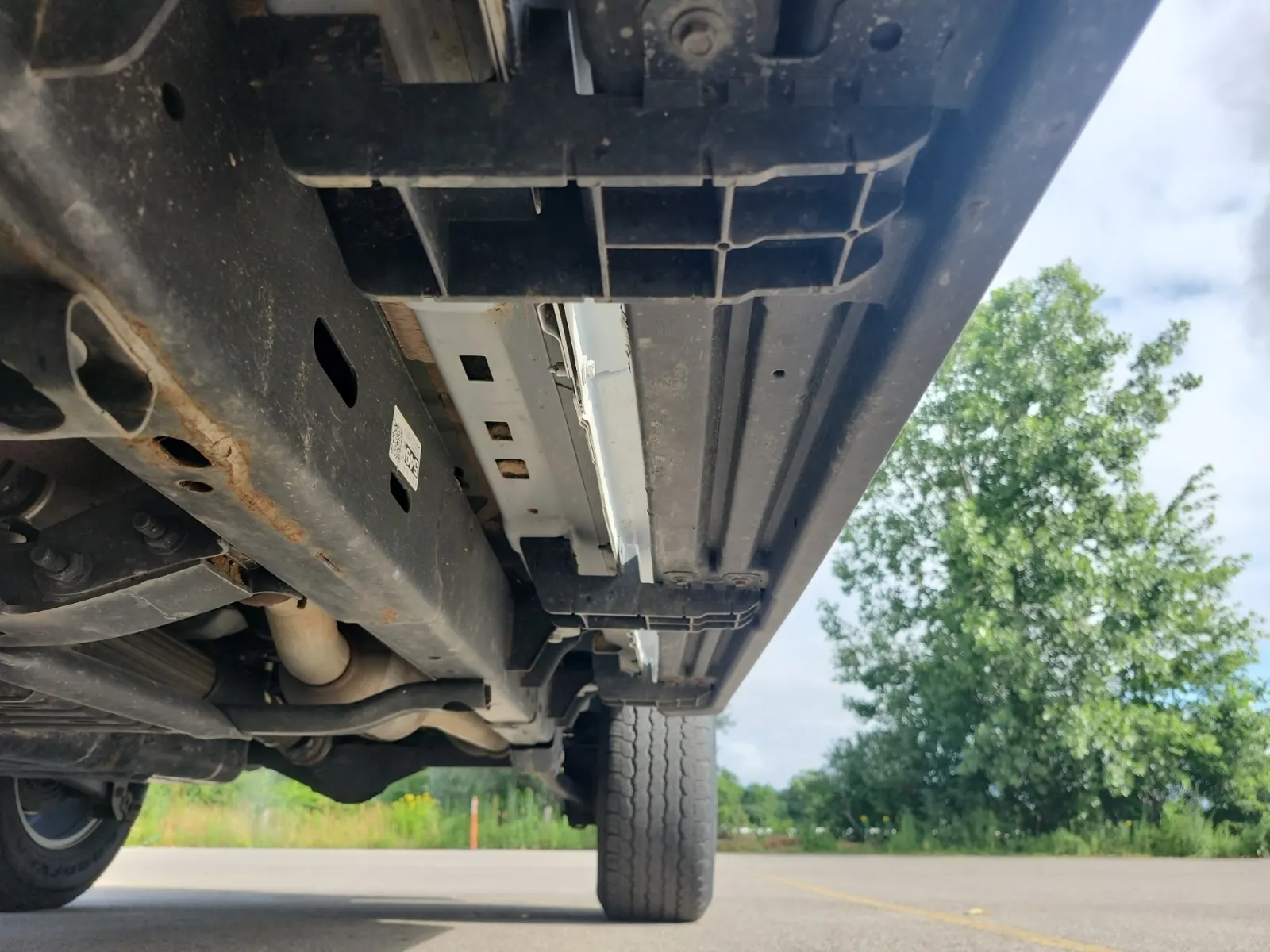 Undercarriage - Driver Photo