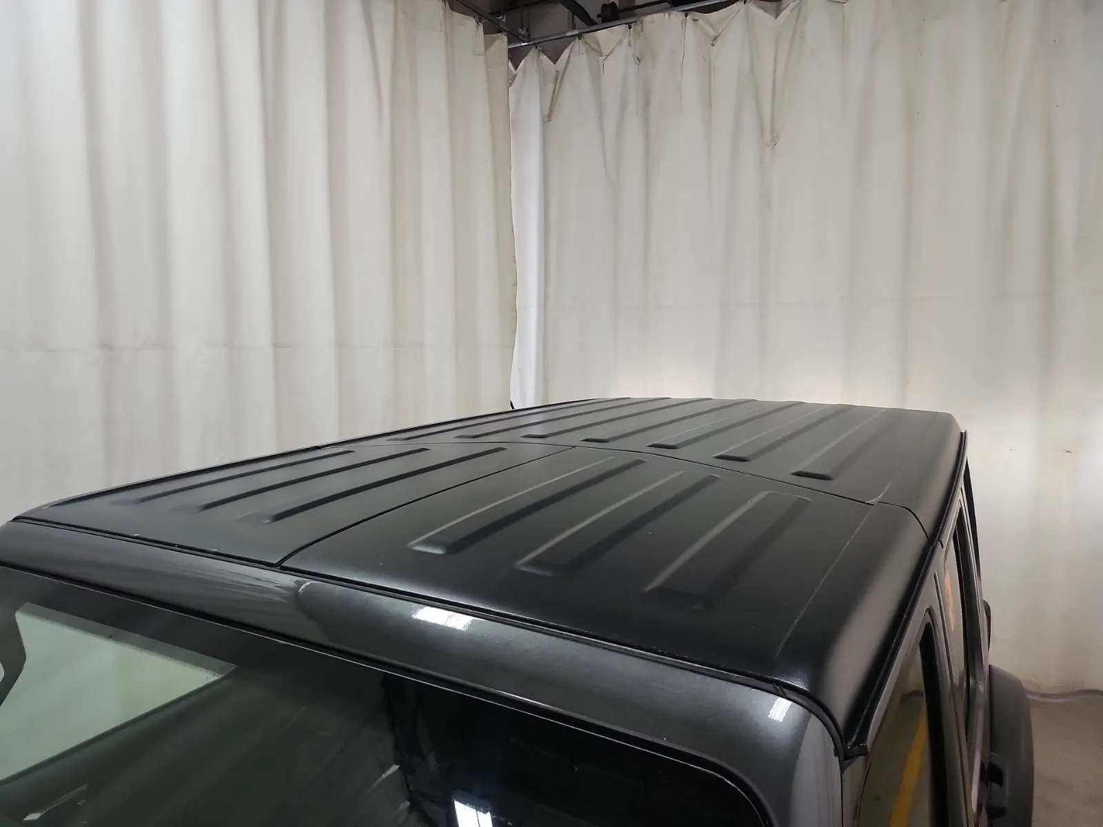 Exterior Roof Photo