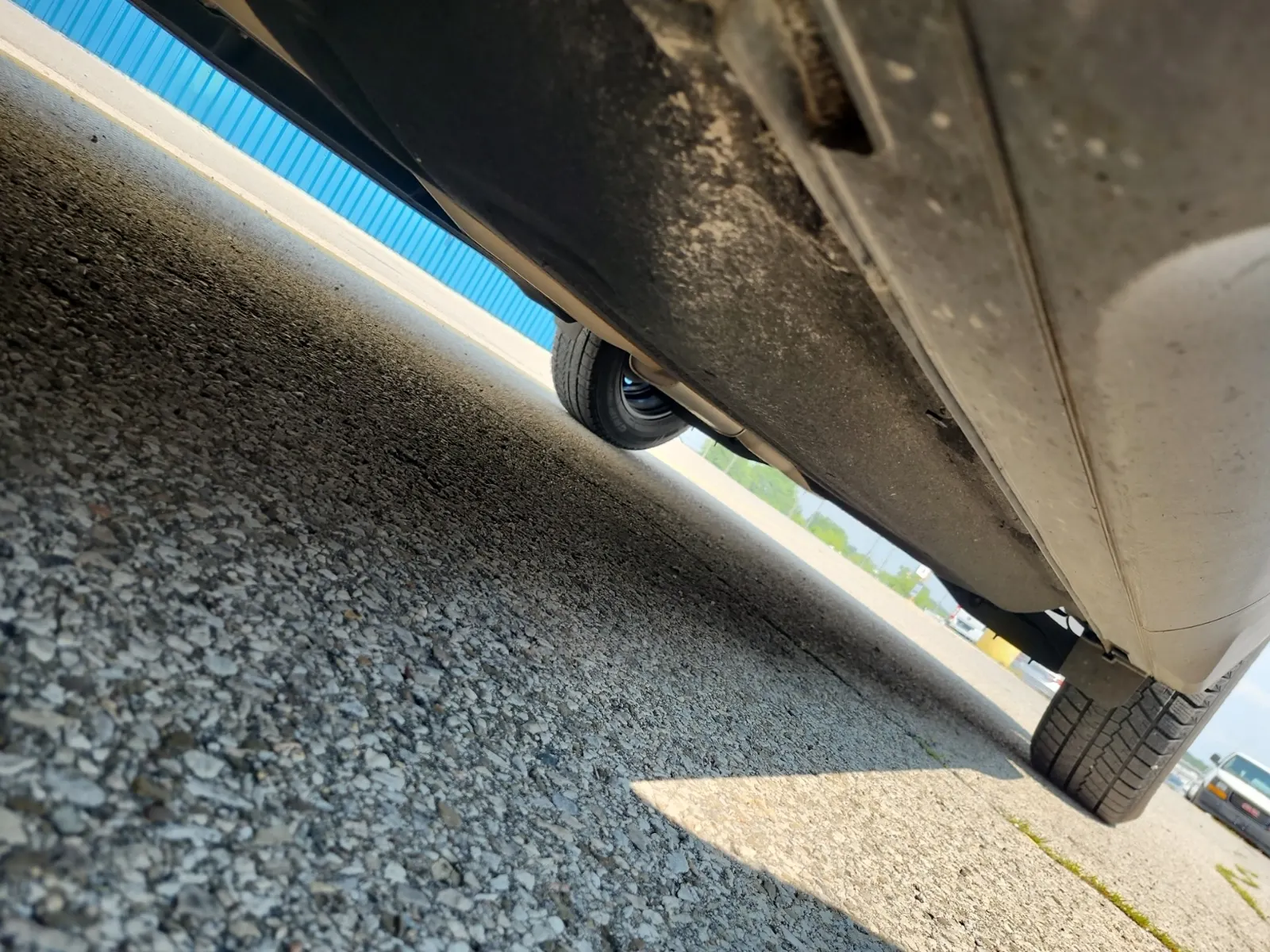 Undercarriage - Driver Photo