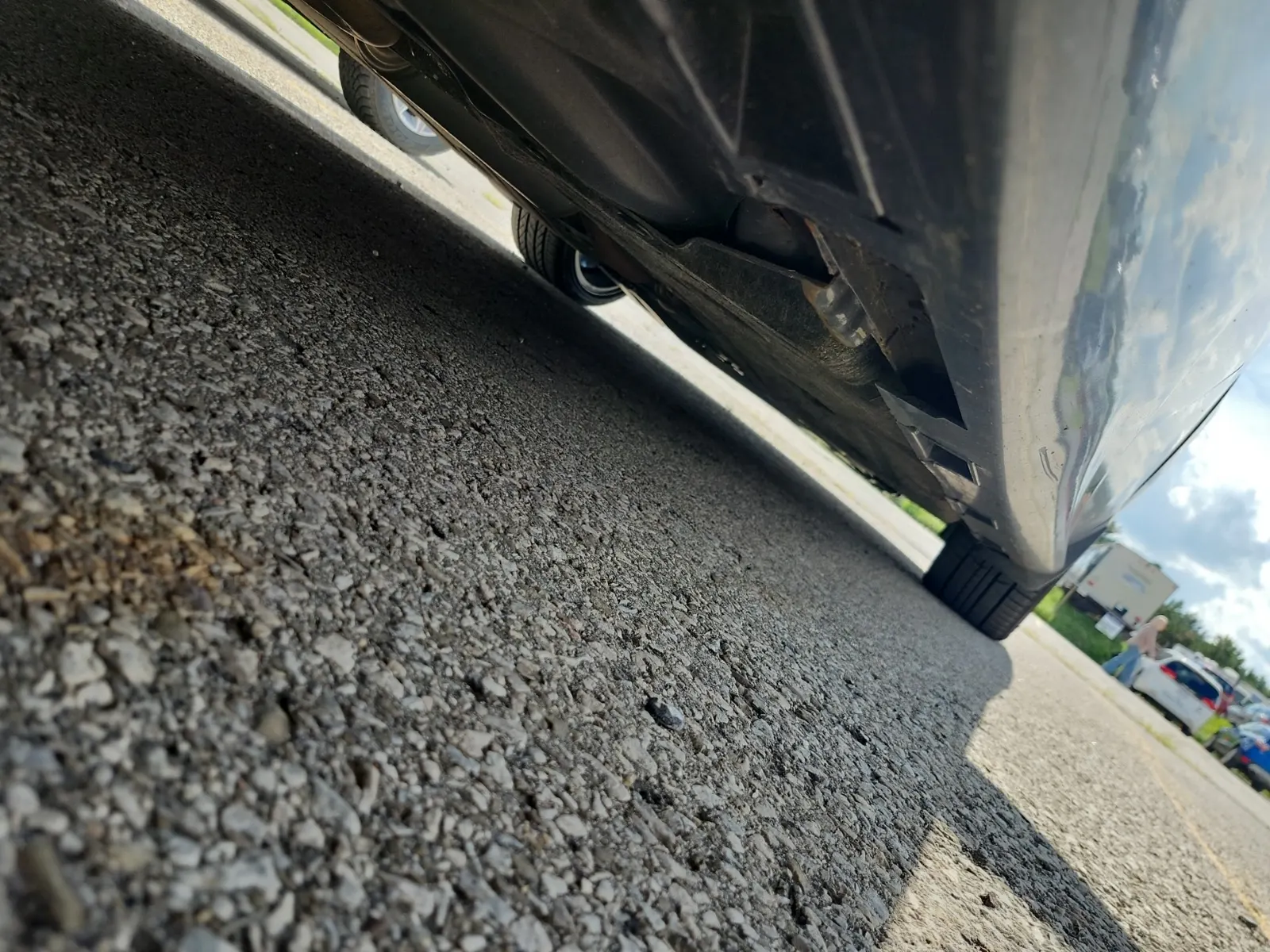 Undercarriage - Passenger Photo