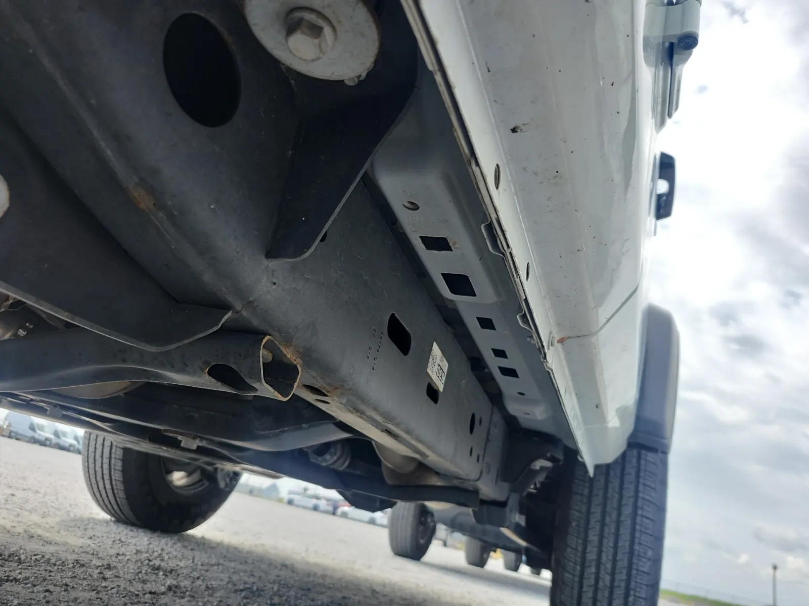 Undercarriage - Driver Photo