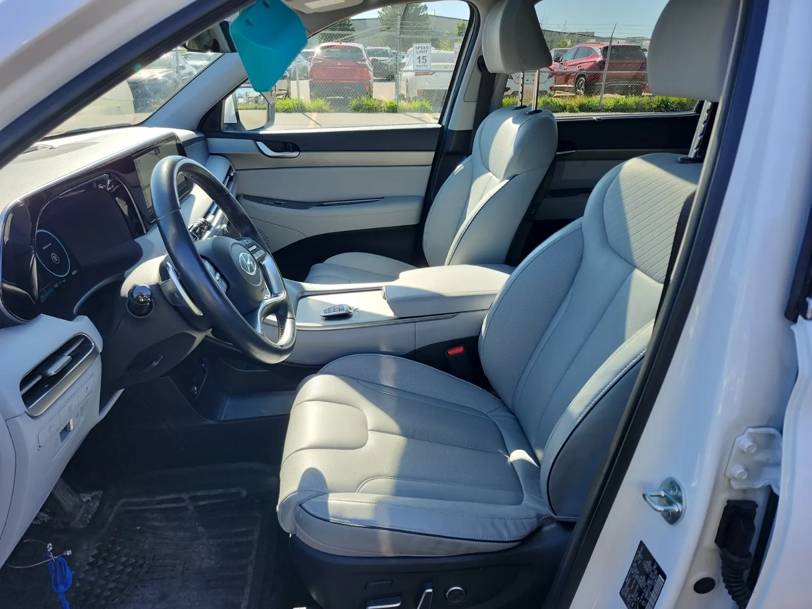Front Interior Photo