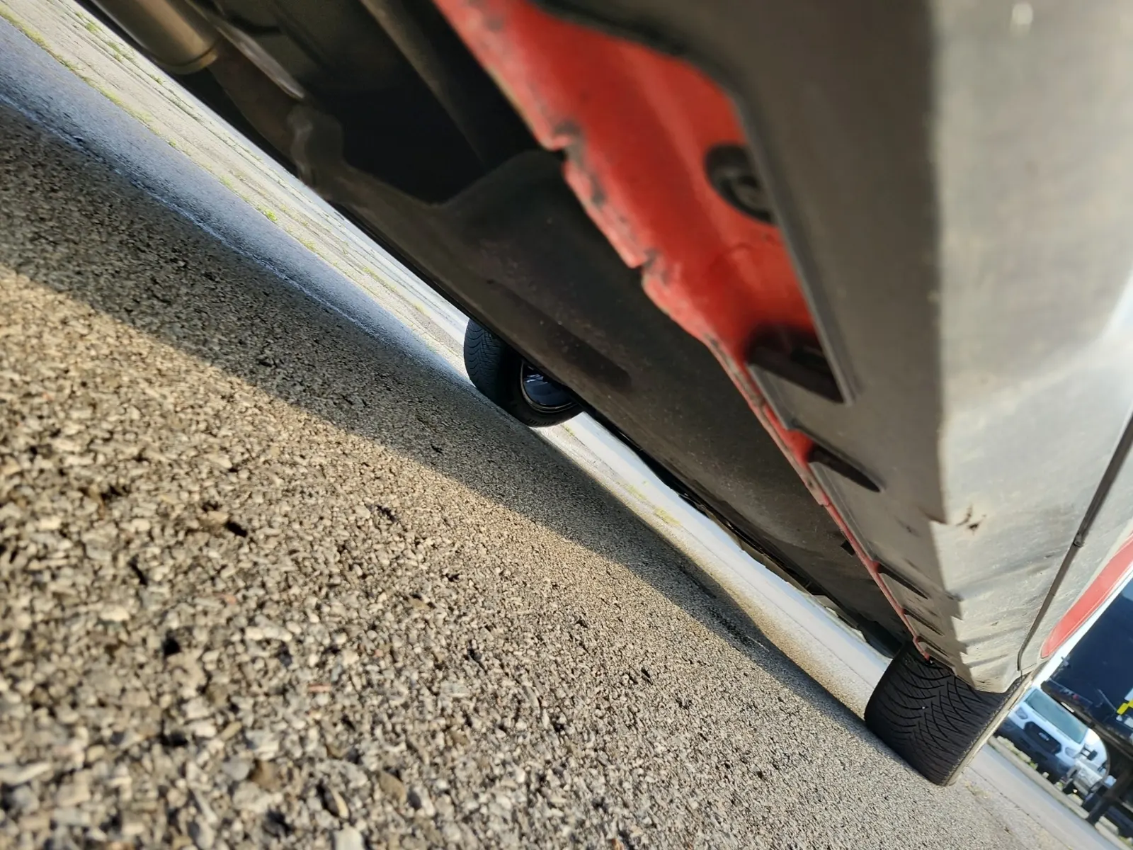 Undercarriage - Passenger Photo