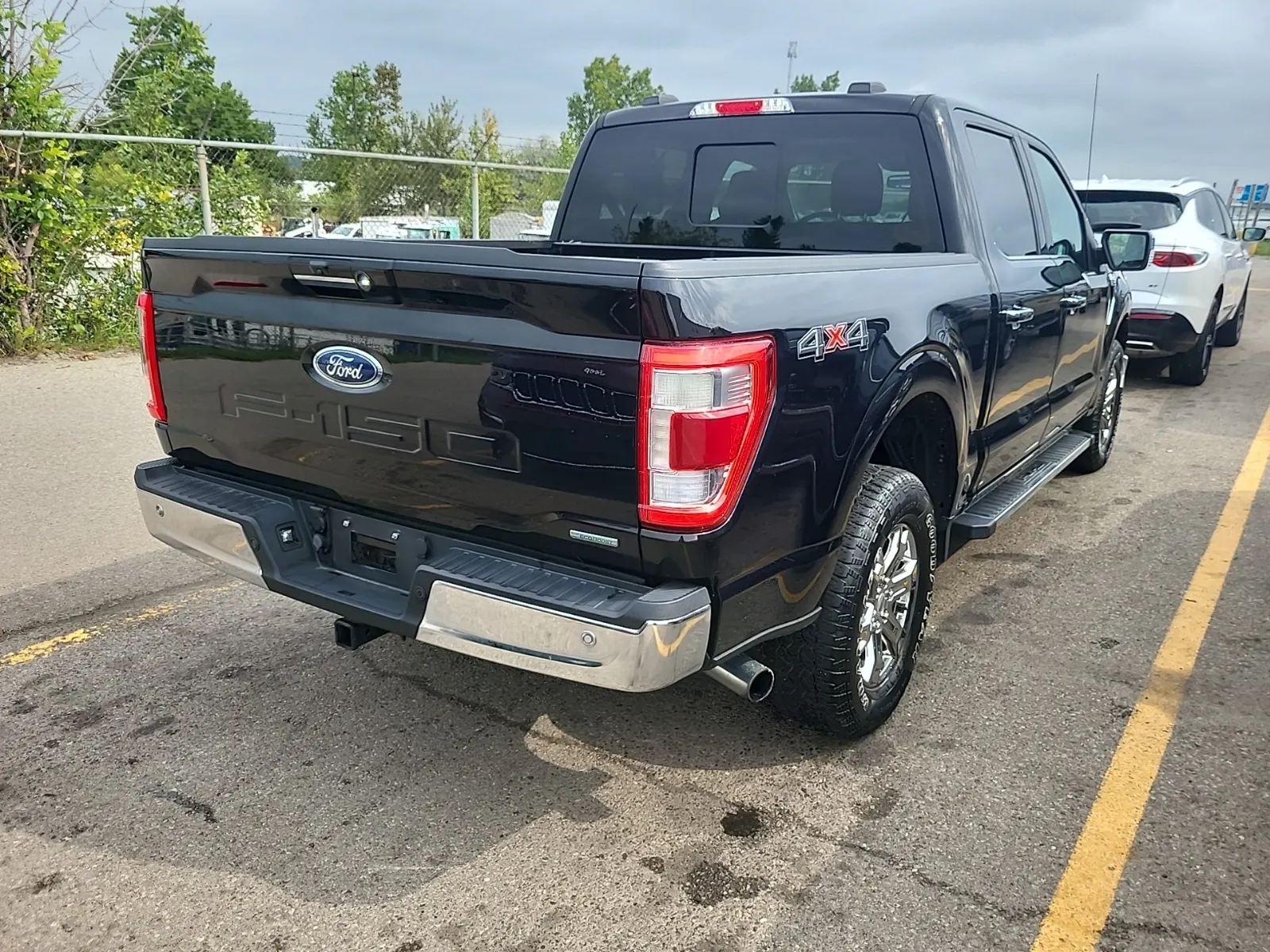 Passenger Rear 3/4 Photo