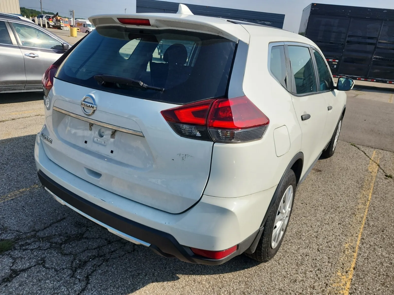 Passenger Rear 3/4 Photo