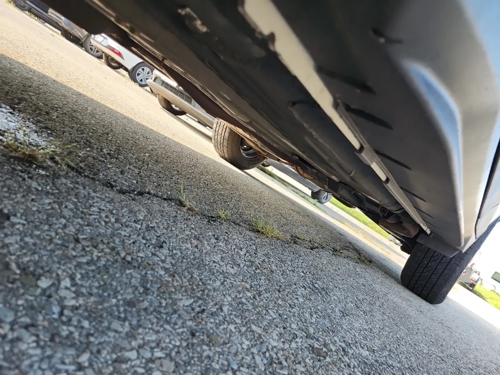 Undercarriage - Driver Photo