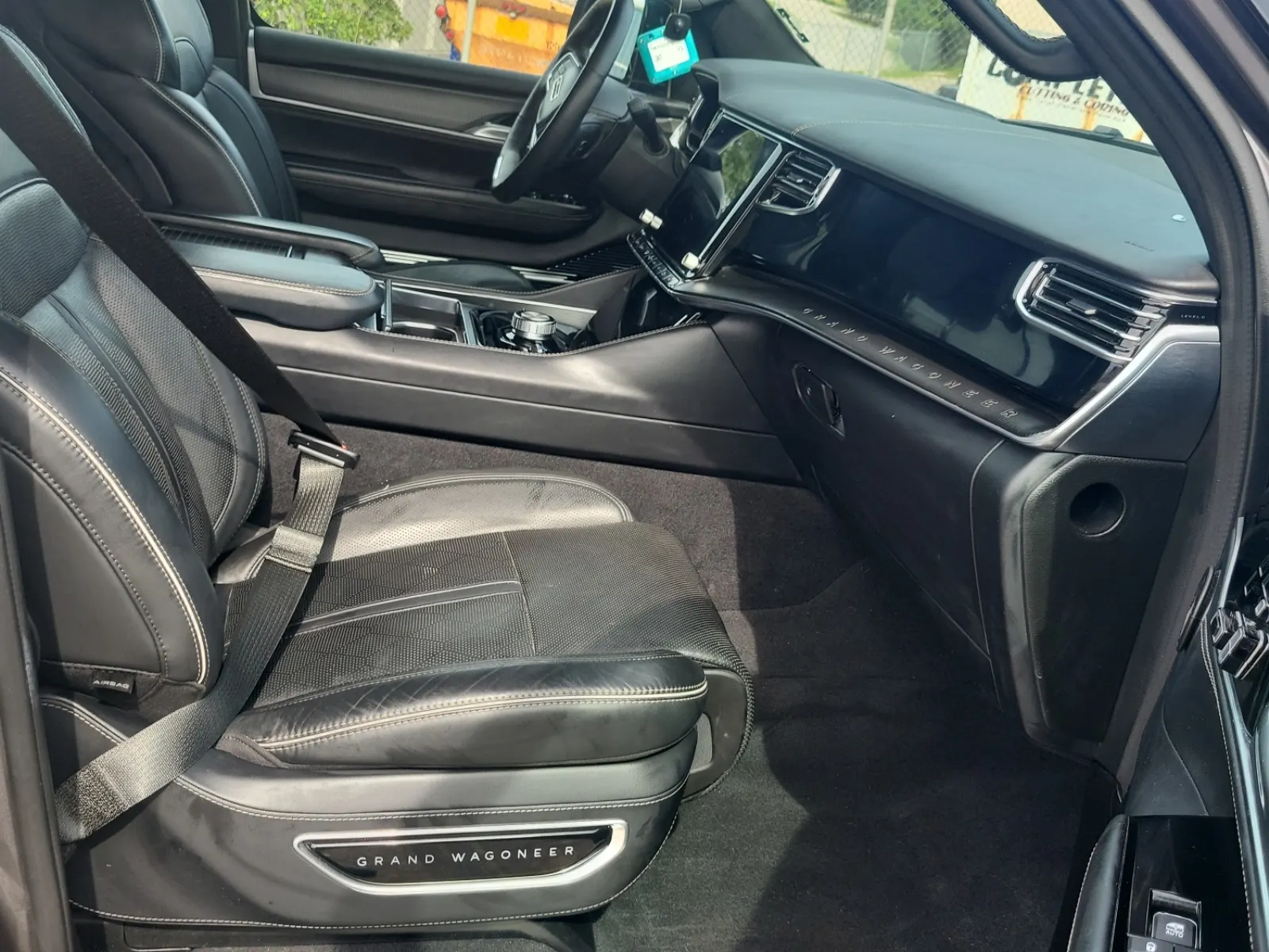 Right Side Interior Photo