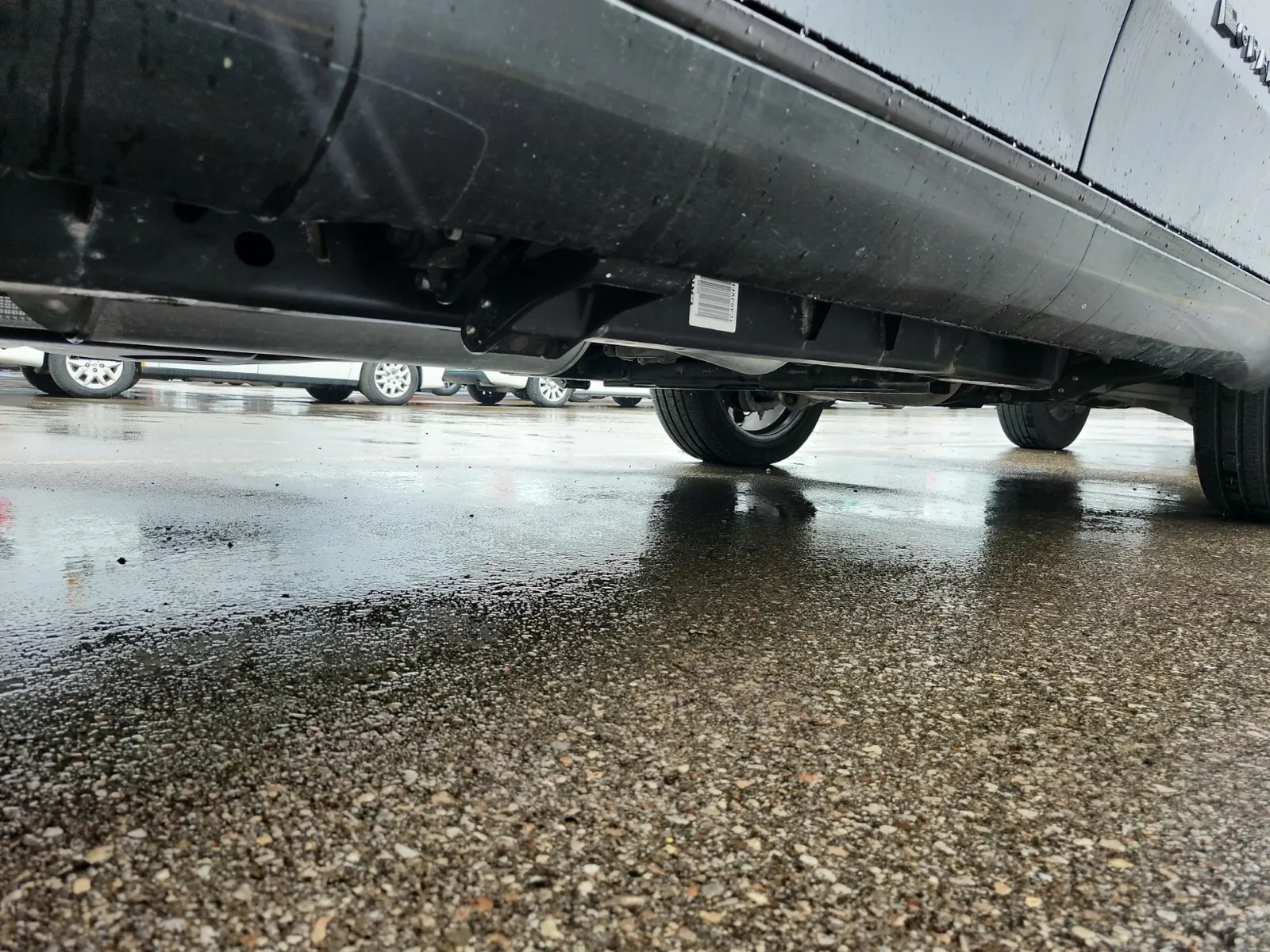 Undercarriage - Passenger Photo