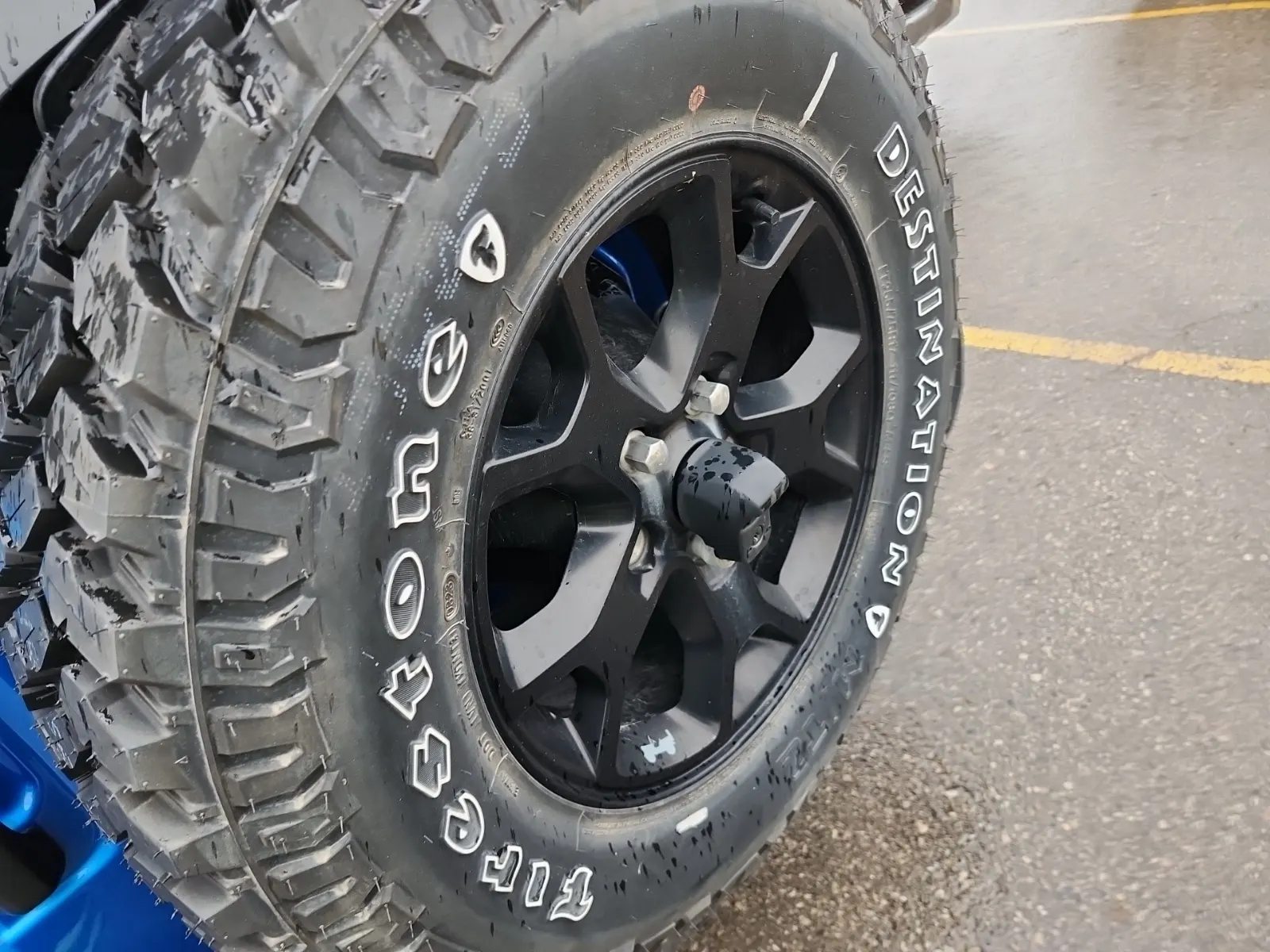 Spare Tire & Wheel Photo