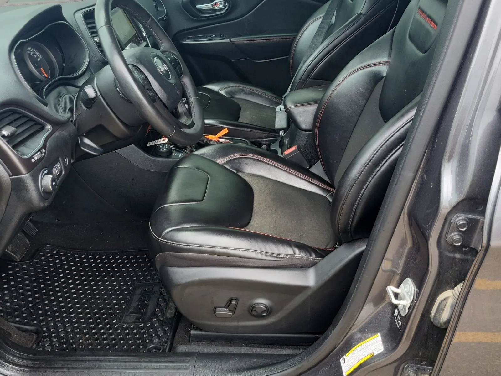 Front Interior Photo