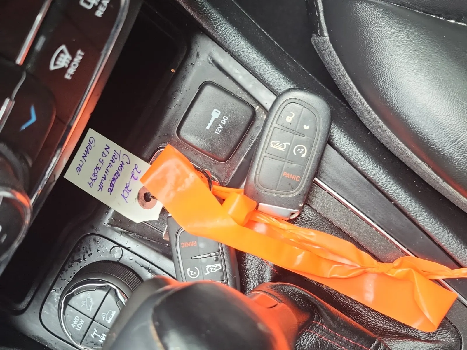 Keys/Fobs/Manual Photo