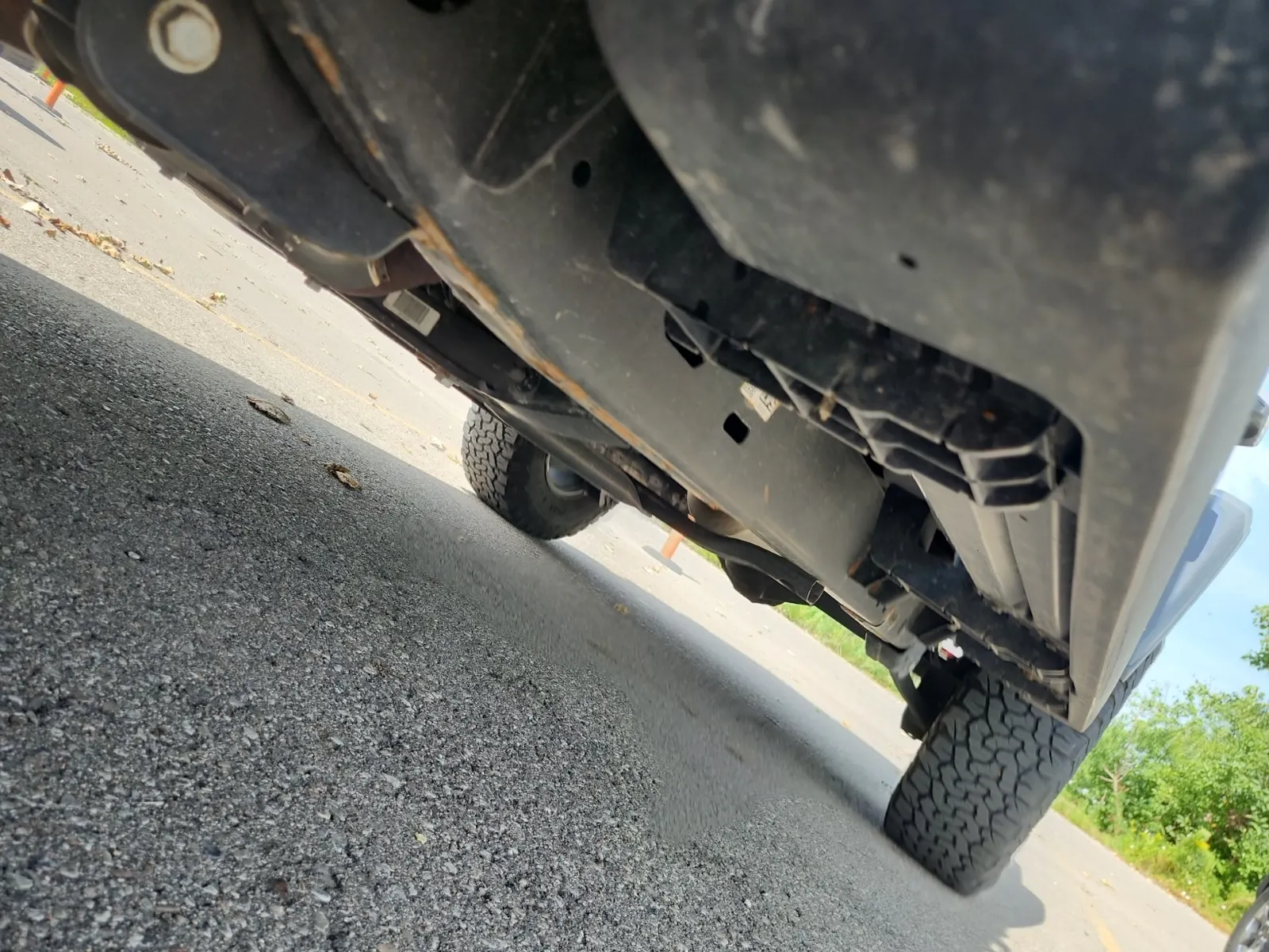 Undercarriage - Driver Photo