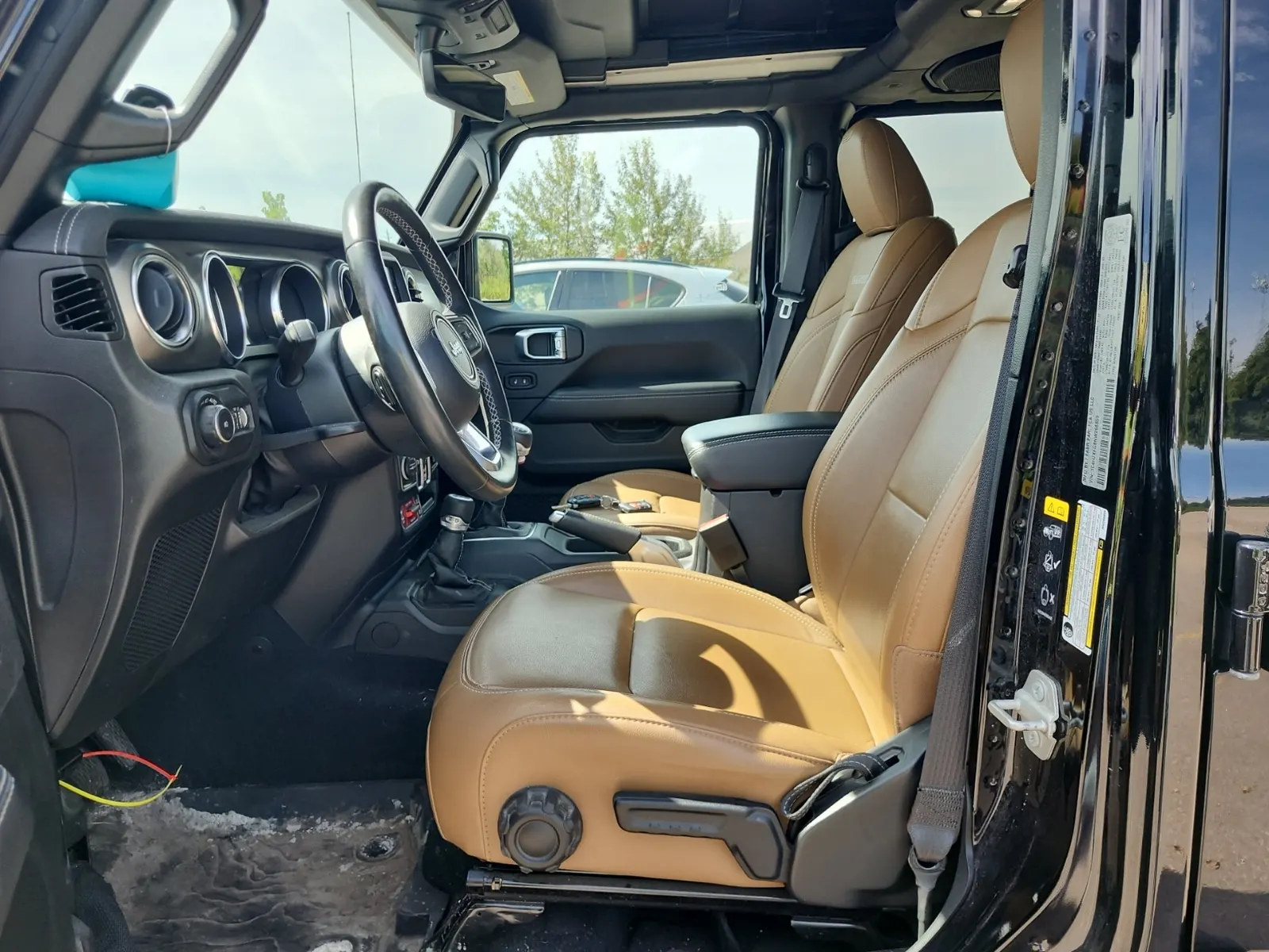 Front Interior Photo