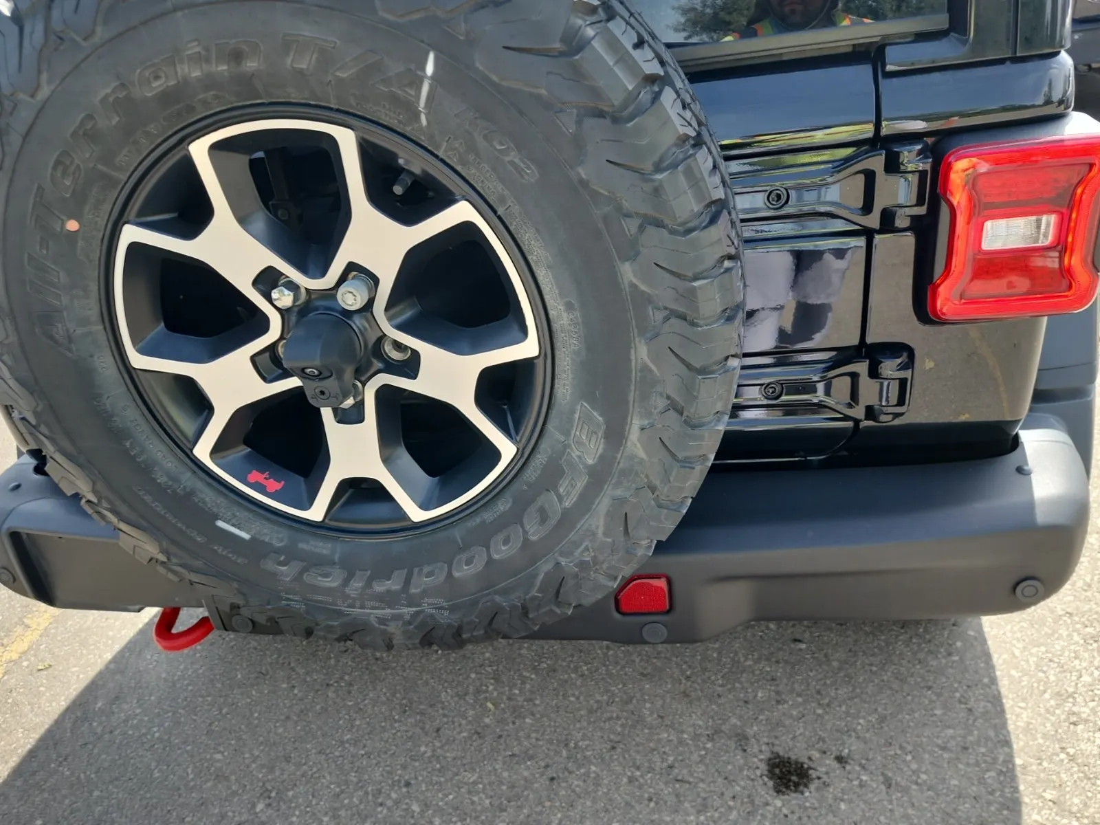 Spare Tire & Wheel Photo