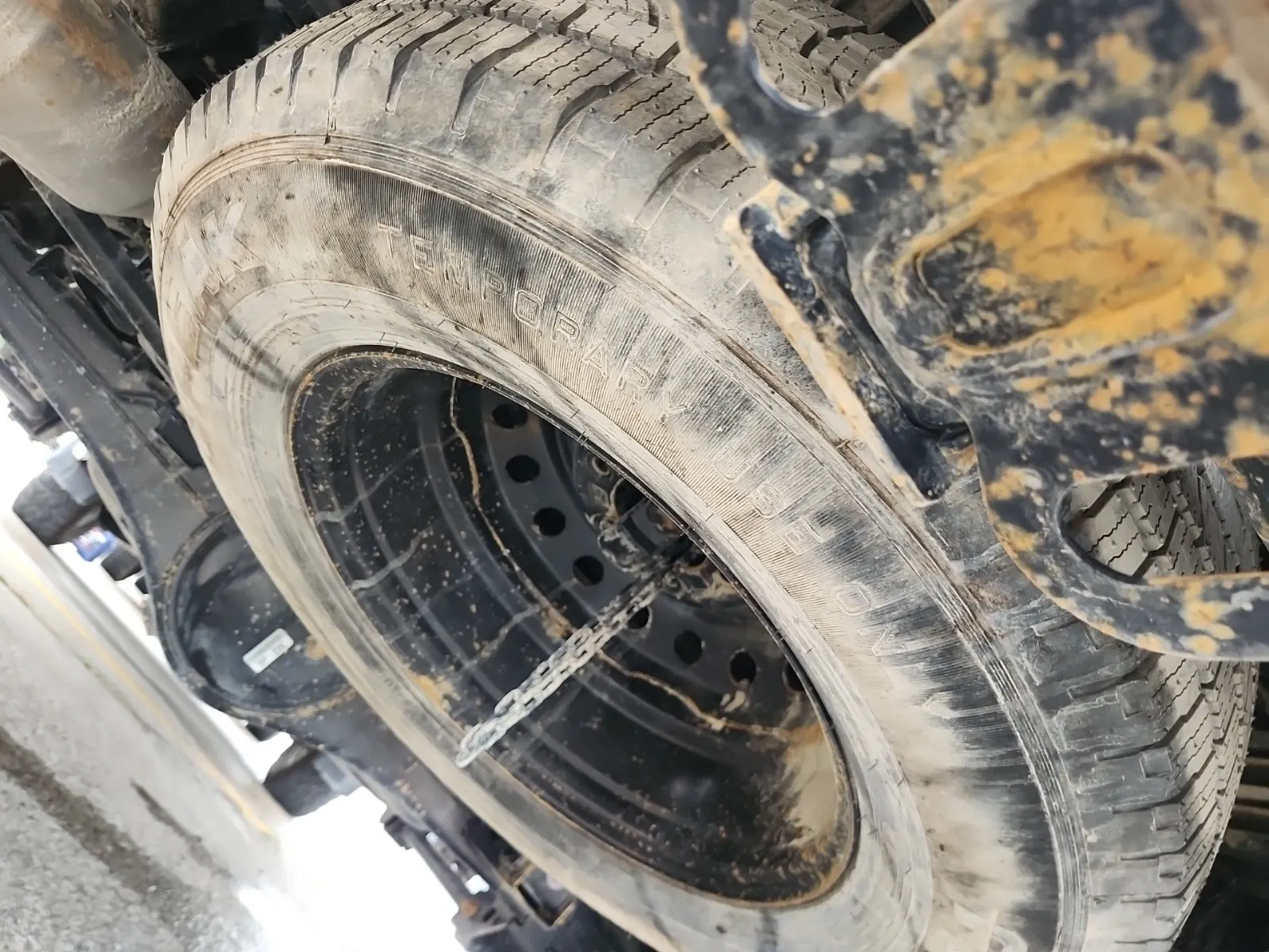 Spare Tire & Wheel Photo