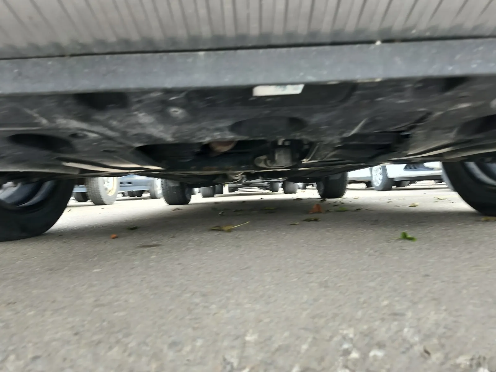Undercarriage - Front Photo