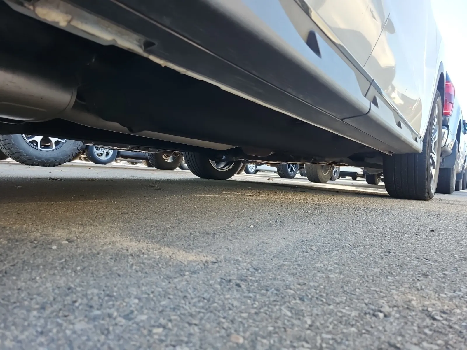 Undercarriage - Passenger Photo