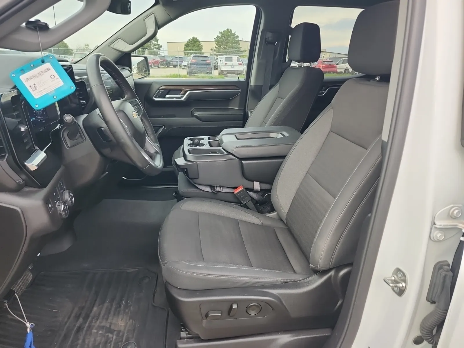 Front Interior Photo