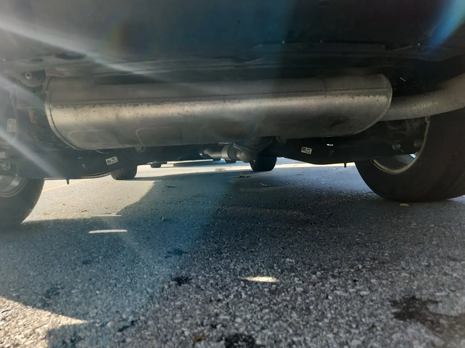 Undercarriage - Rear Photo
