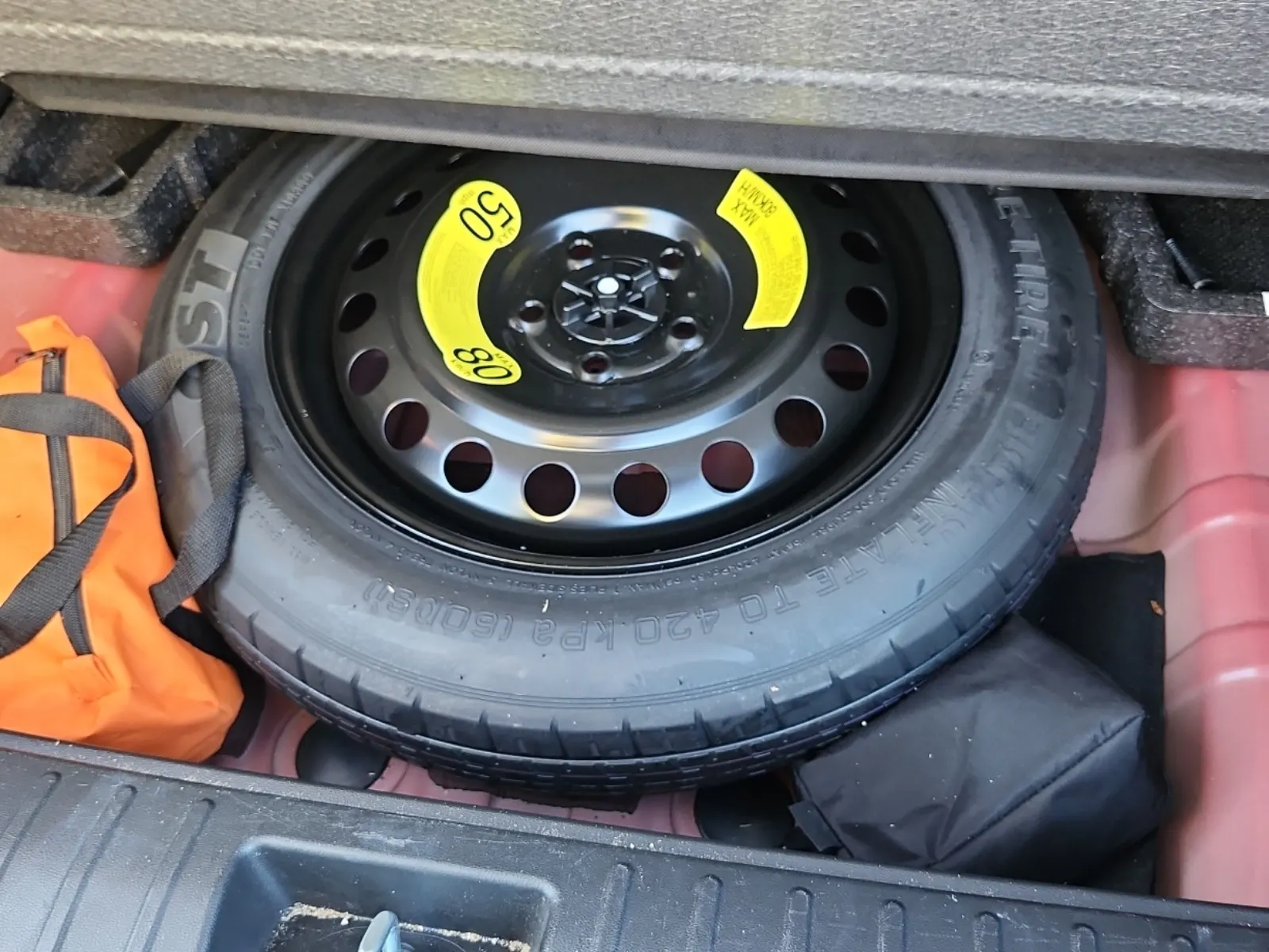 Spare Tire & Wheel Photo