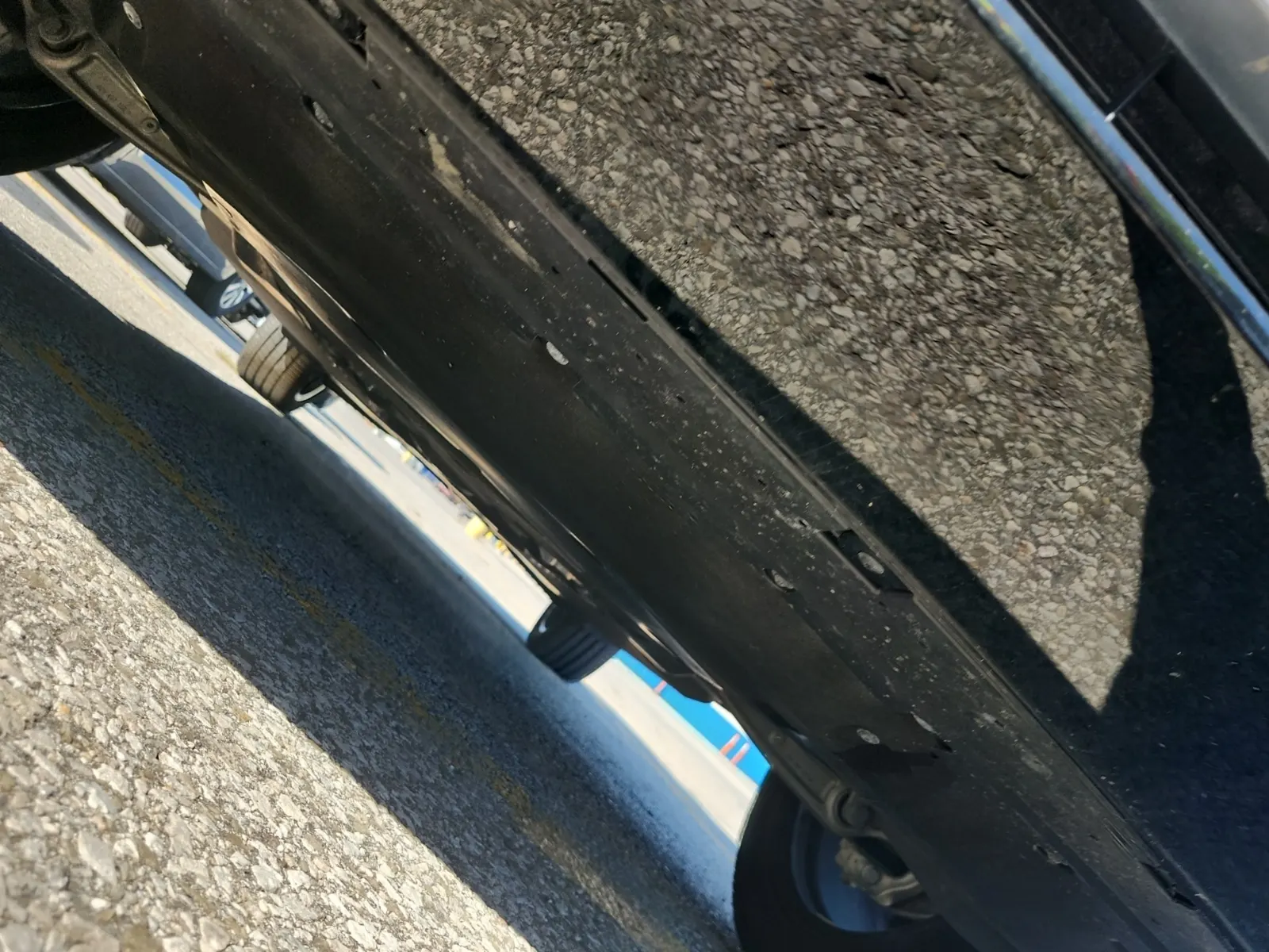 Undercarriage - Front Photo