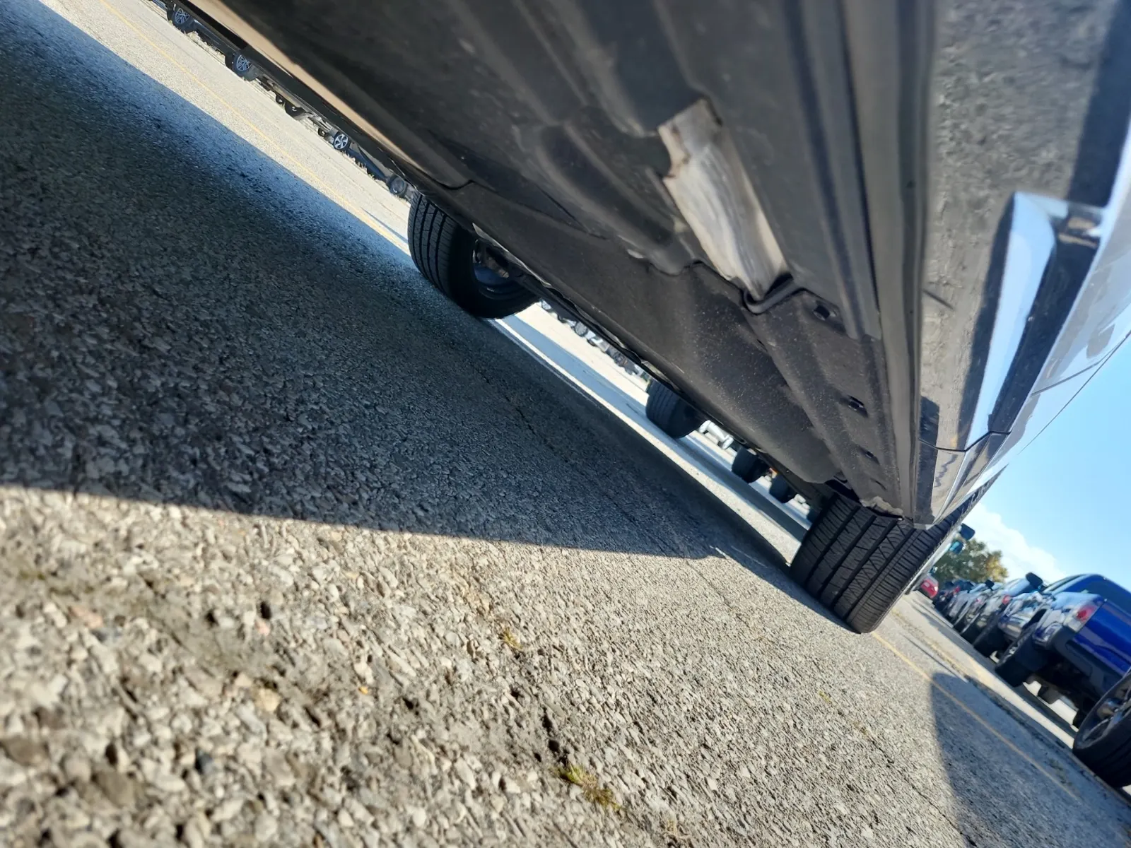 Undercarriage - Passenger Photo