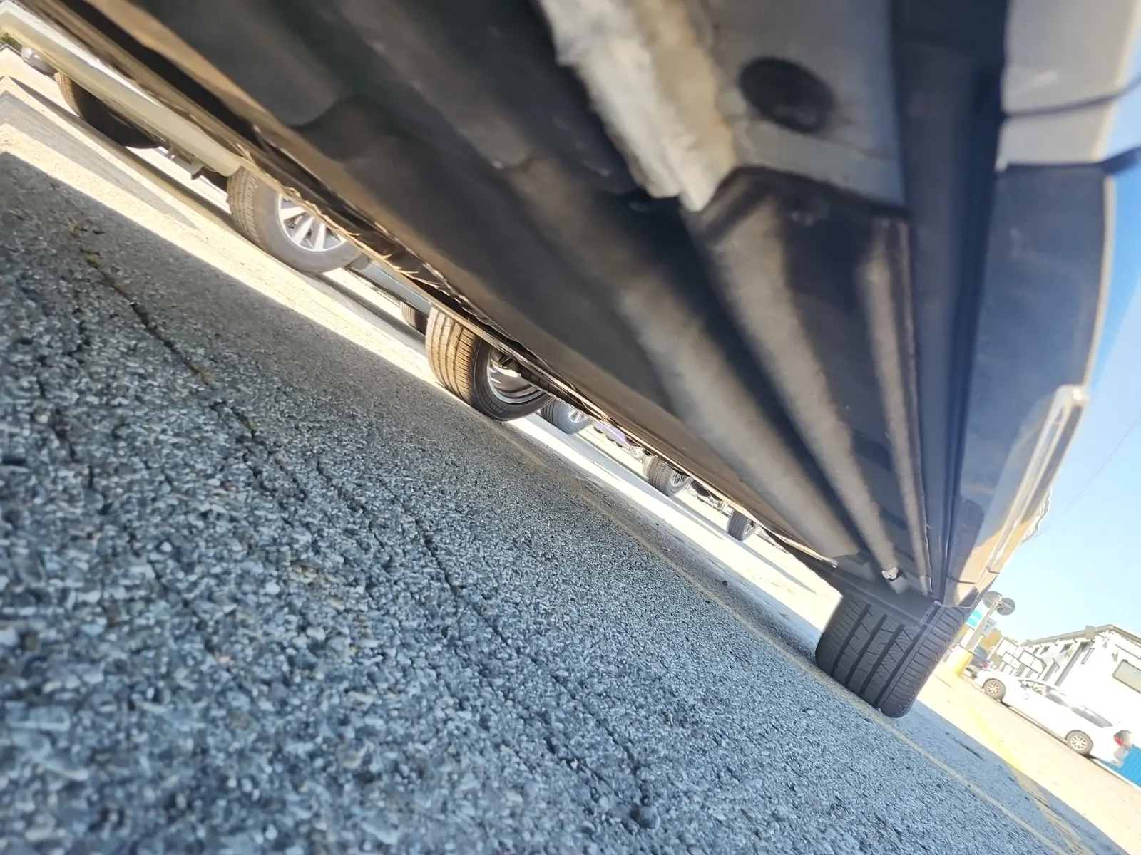 Undercarriage - Driver Photo