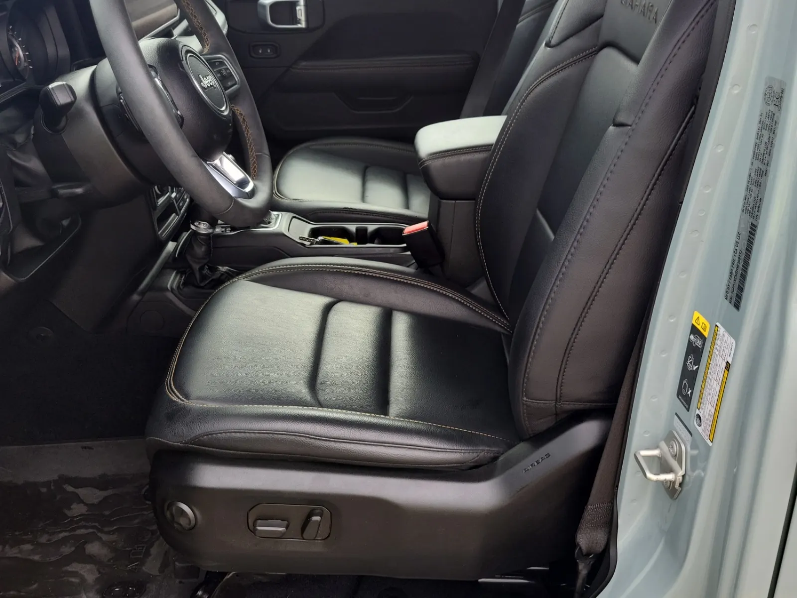 Front Interior Photo
