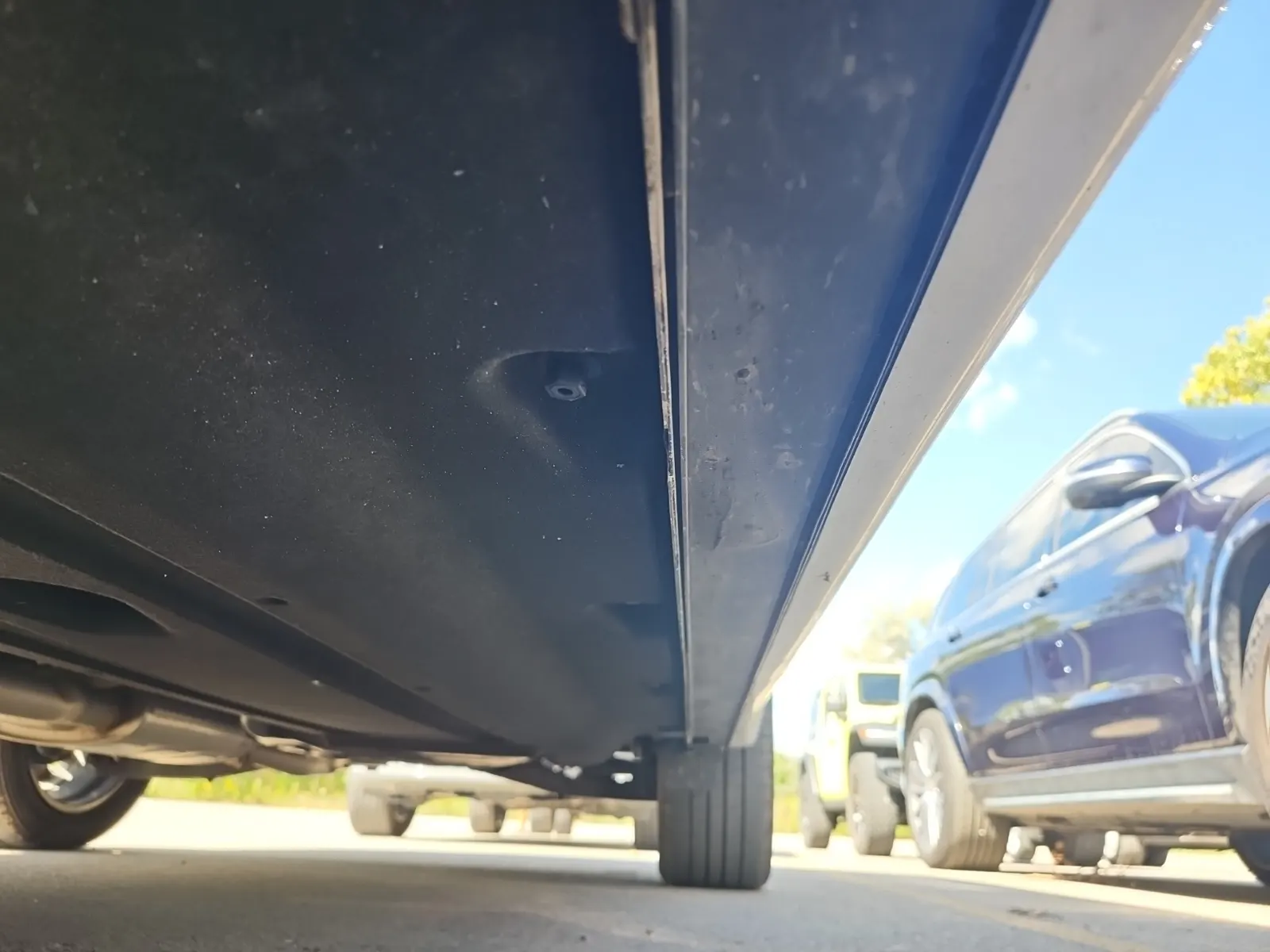 Undercarriage - Driver Photo