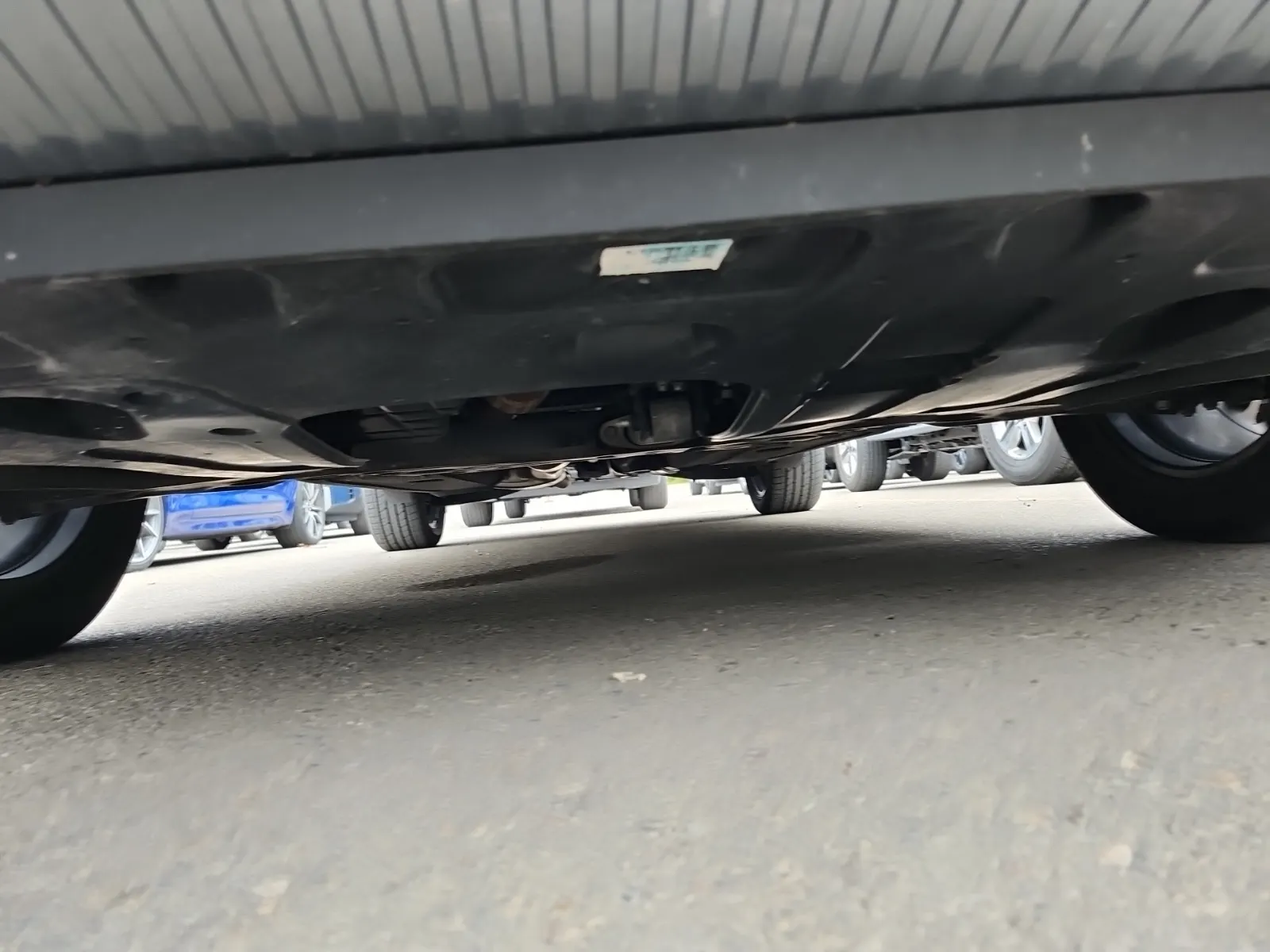Undercarriage - Front Photo