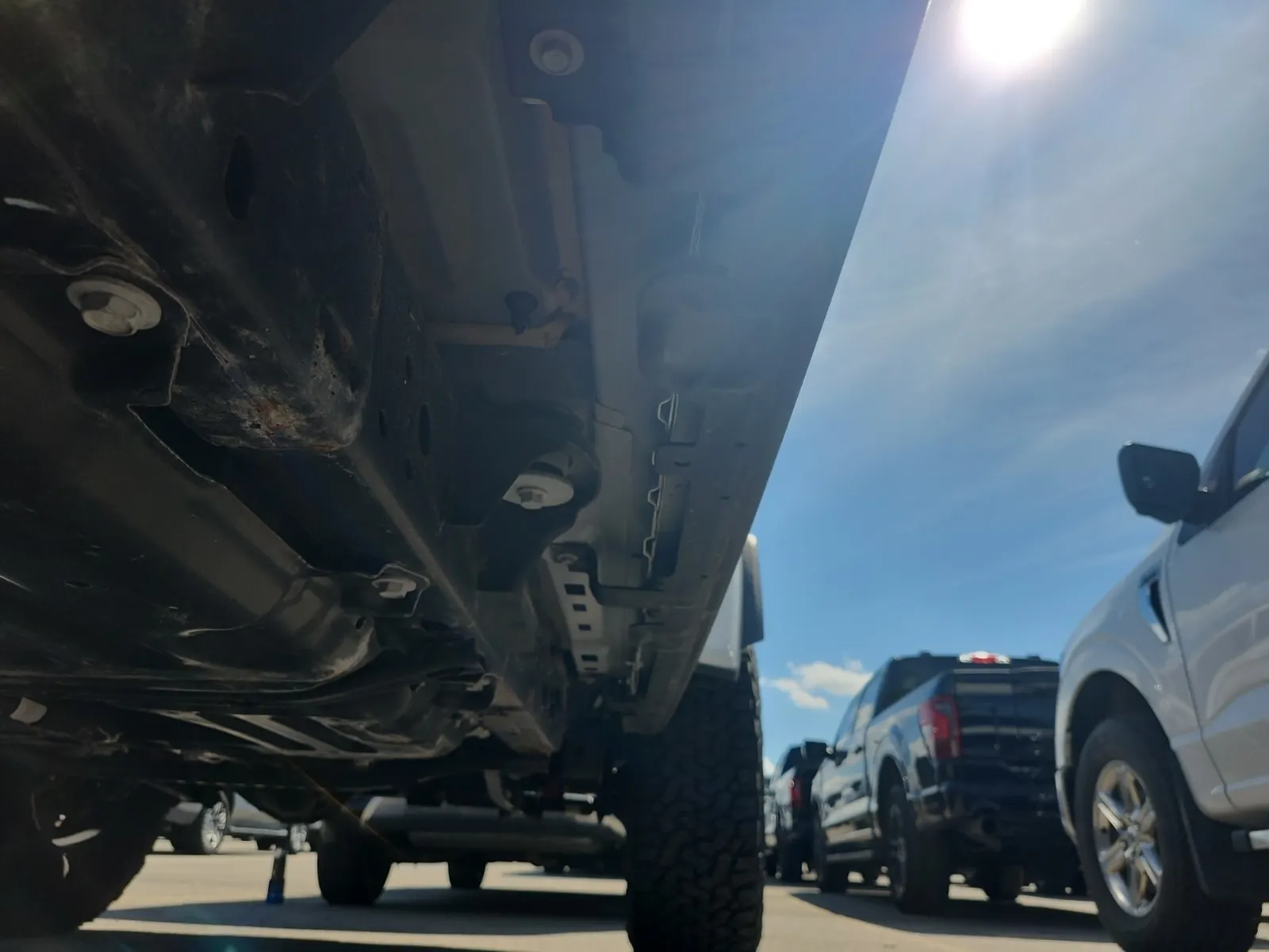 Undercarriage - Passenger Photo