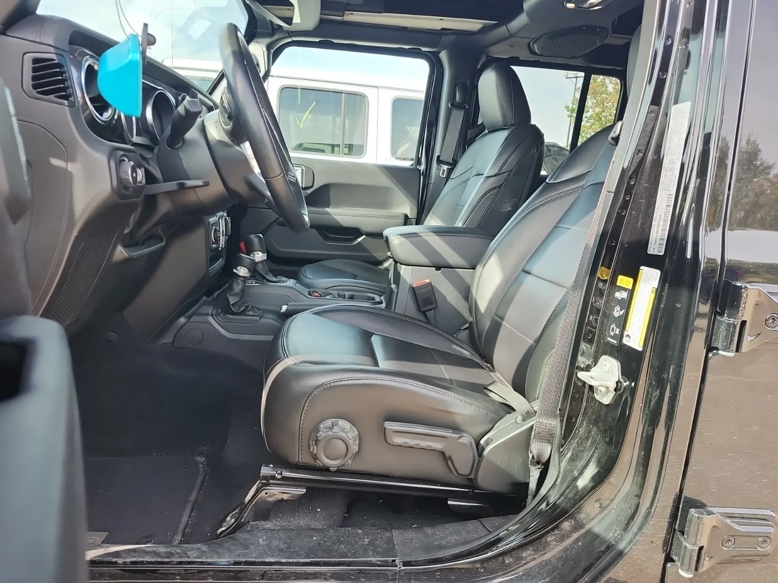 Front Interior Photo