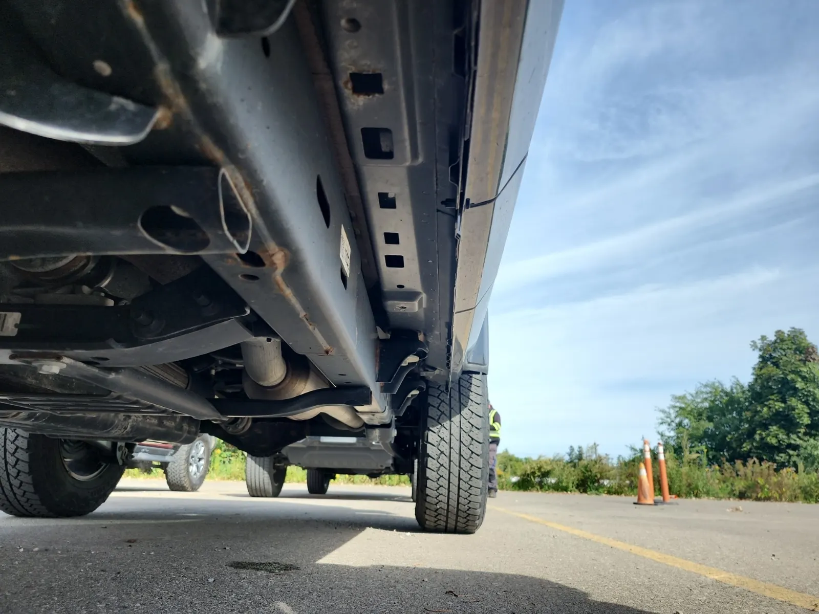 Undercarriage - Driver Photo