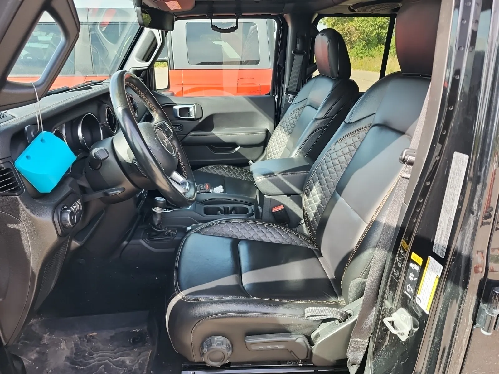 Front Interior Photo