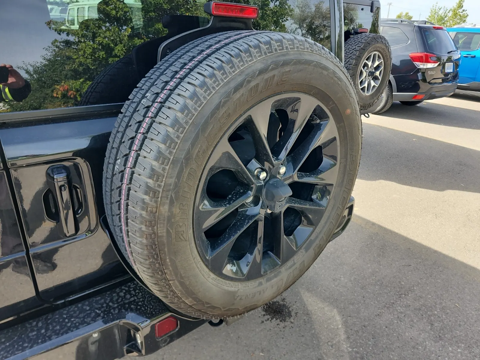 Spare Tire & Wheel Photo